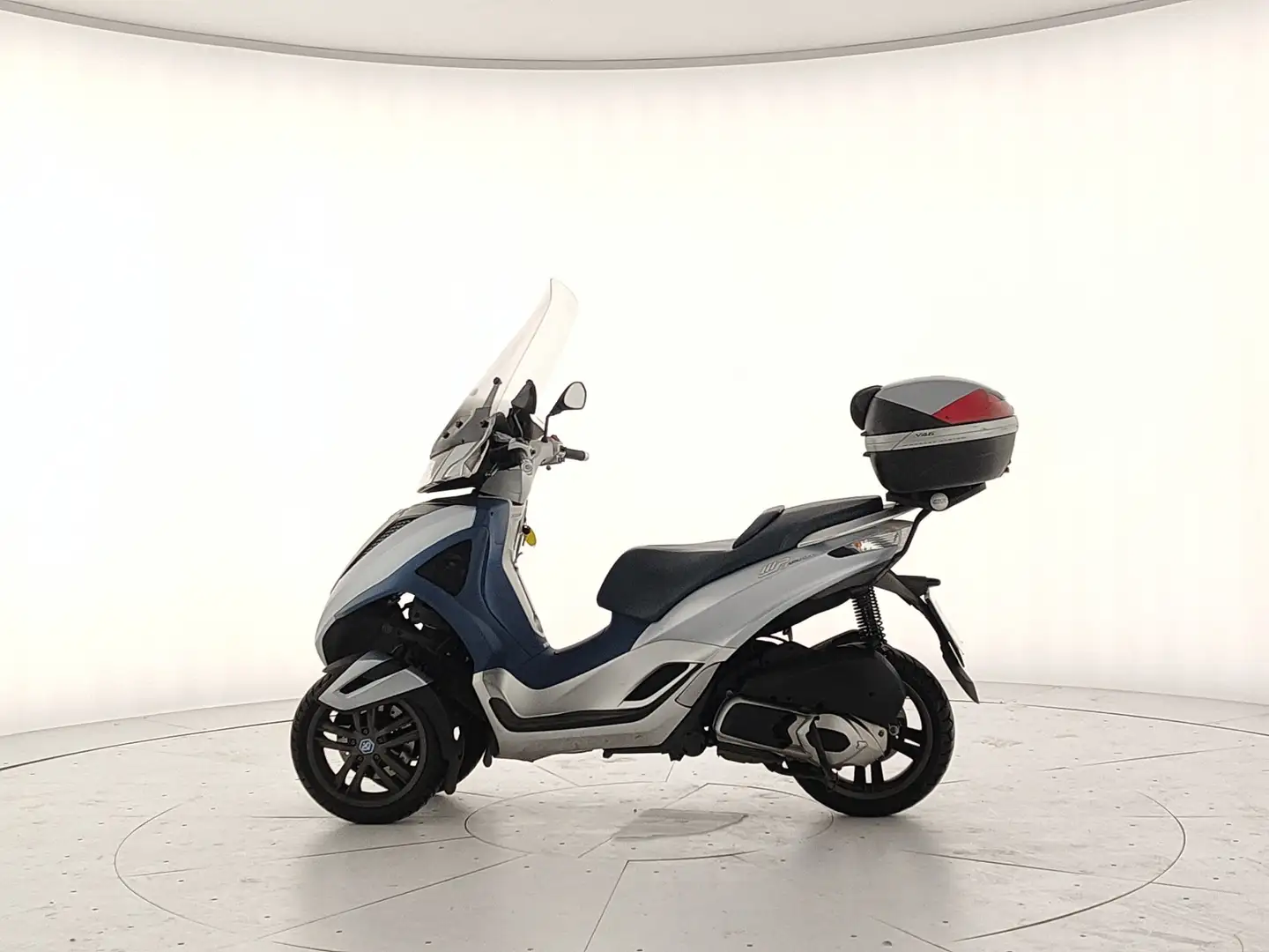 Piaggio MP3 300 - Yourban LT Gri - 2
