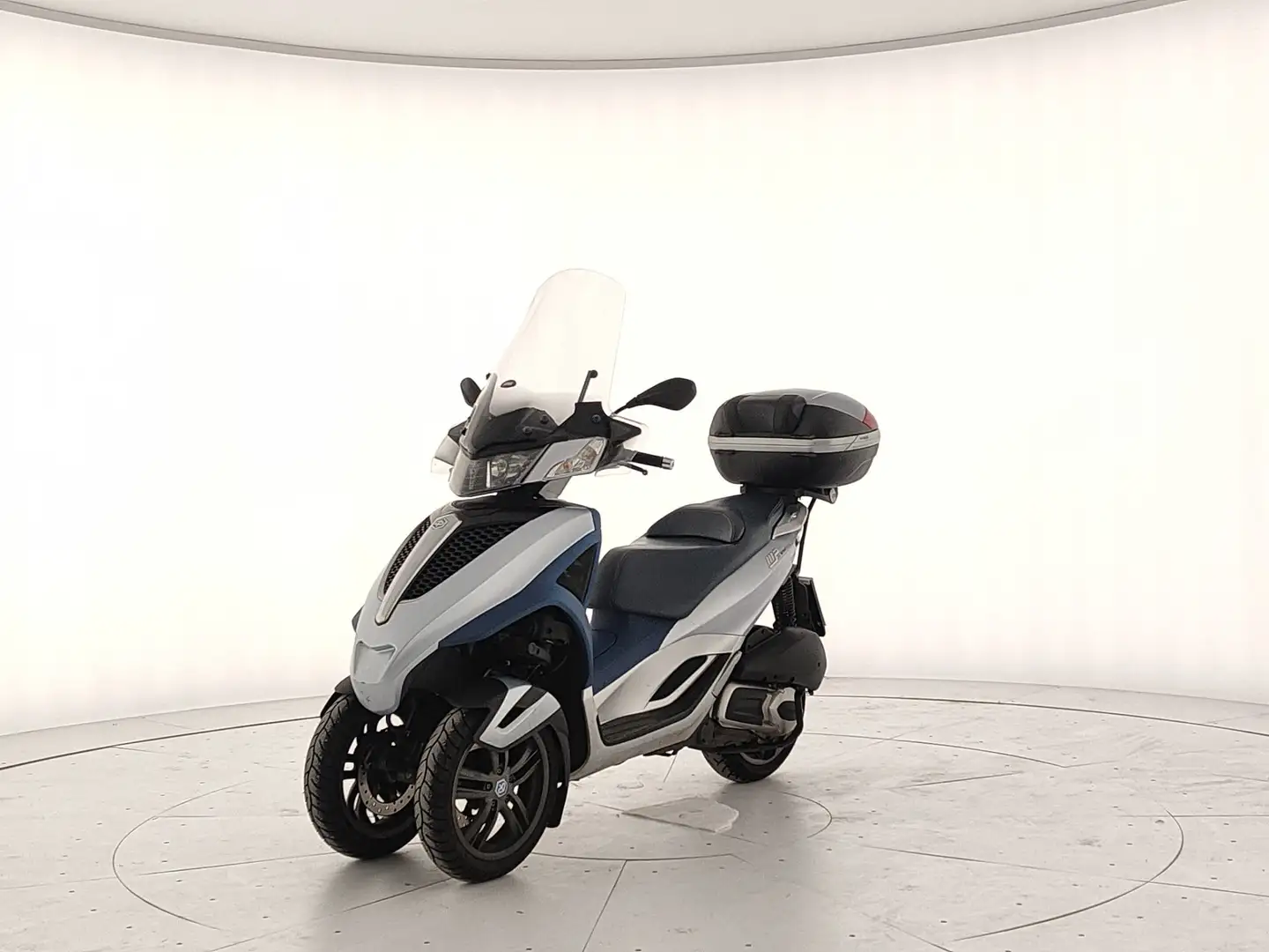 Piaggio MP3 300 - Yourban LT Gri - 1