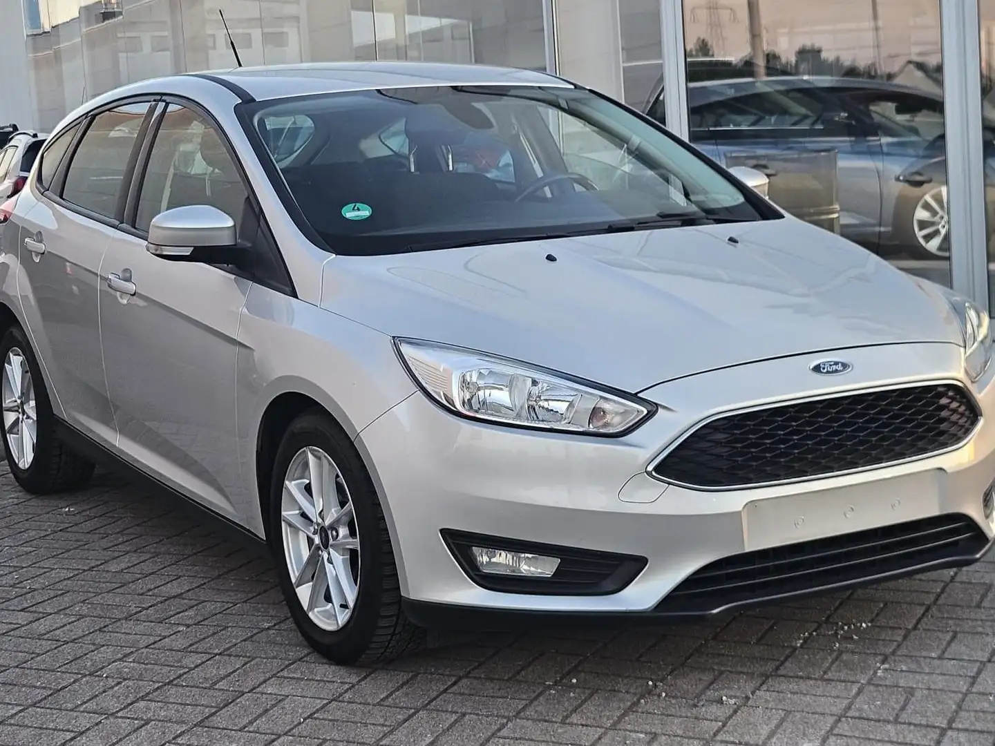 Ford Focus 1.0i Essence 74Kw Euro 6b.Année 2015,102.000Km Argento - 2