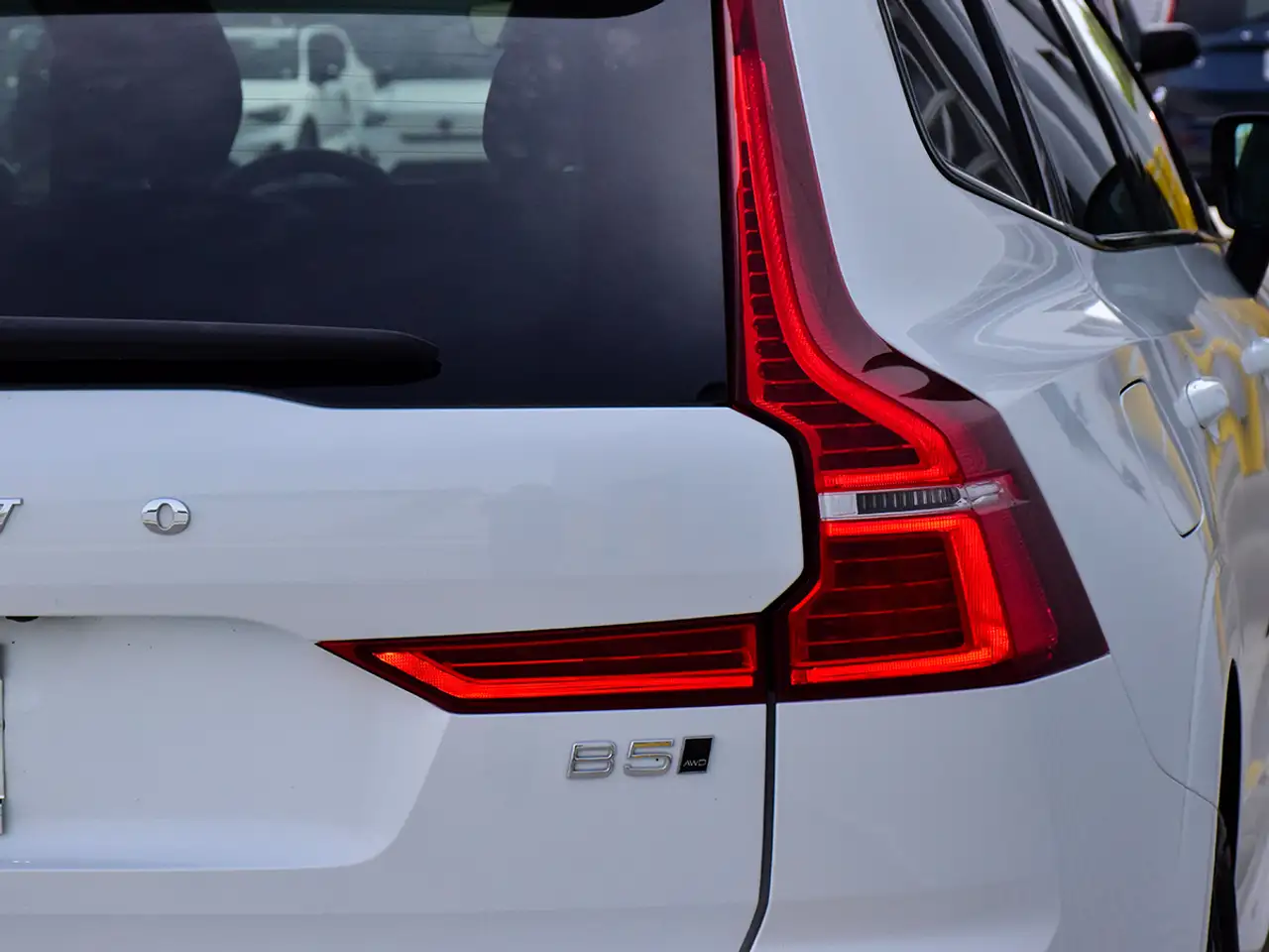 Volvo XC60 снимка Volvo XC60