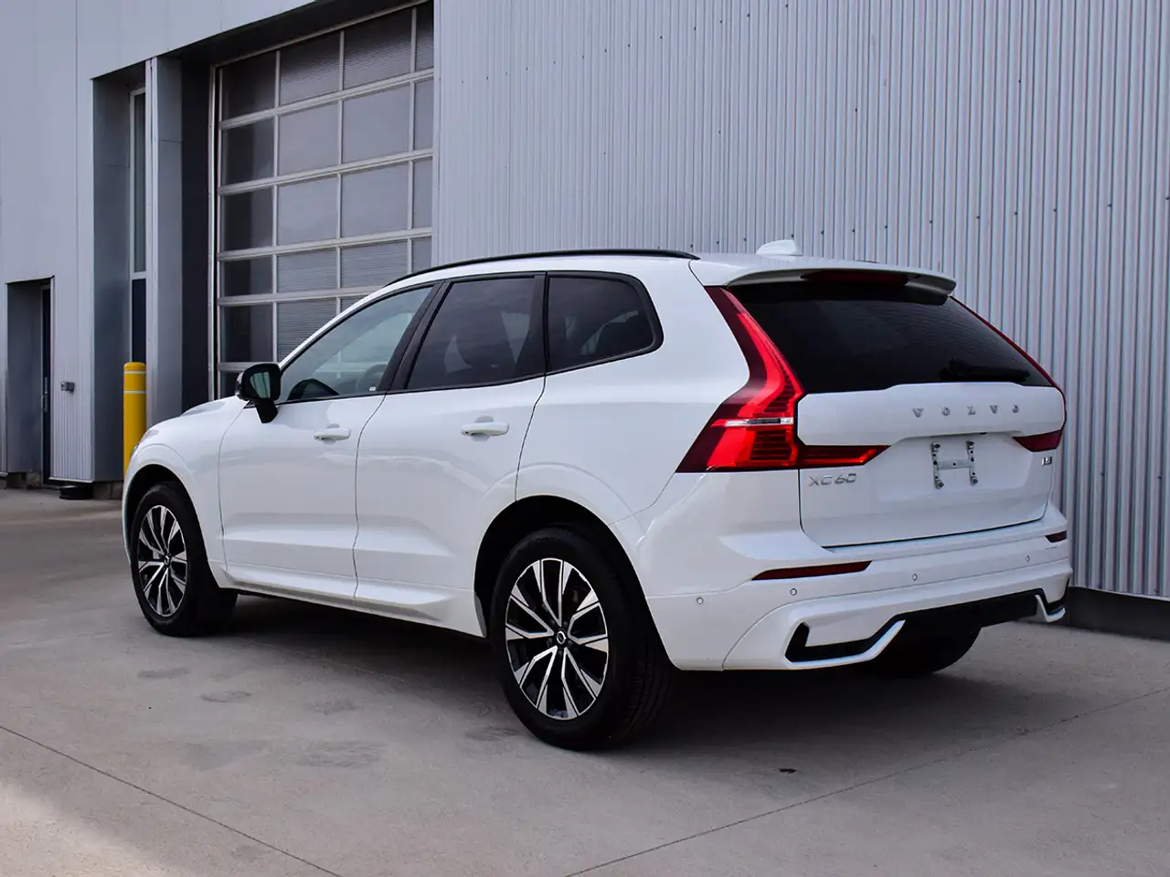 Volvo XC60 снимка Volvo XC60