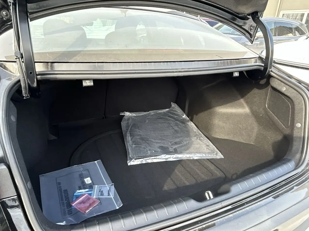 Kia K4 снимка Kia K4