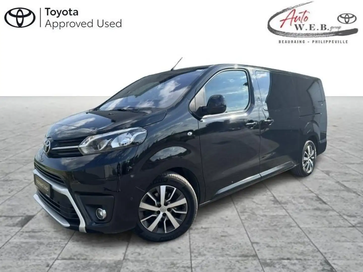 Toyota Verso LONG 2.0D 180hp AT MPV Černá - 1