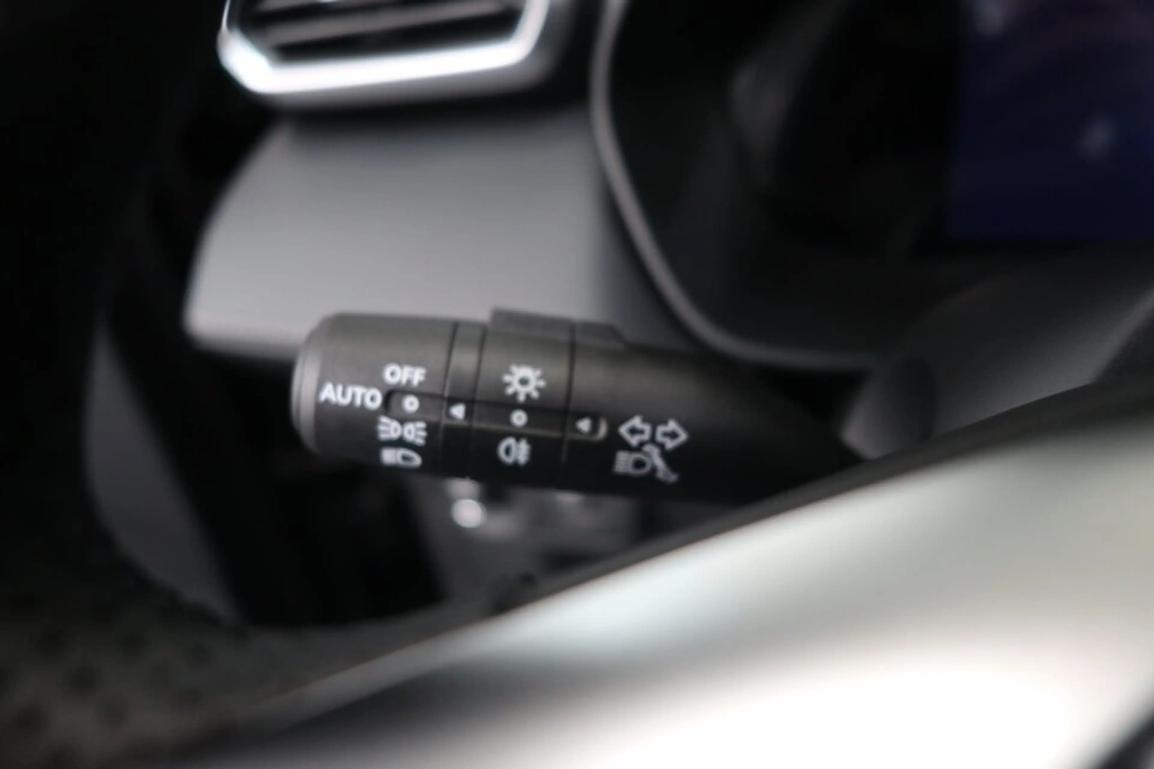 MG ZS ZS 1.5 HEV Hybride+ Luxury Panoramisch schuifda... — photo 21