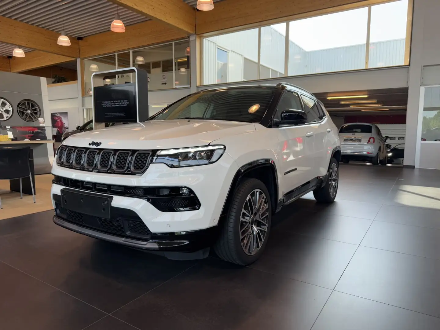 Jeep Compass 4Xe S Blanc - 1