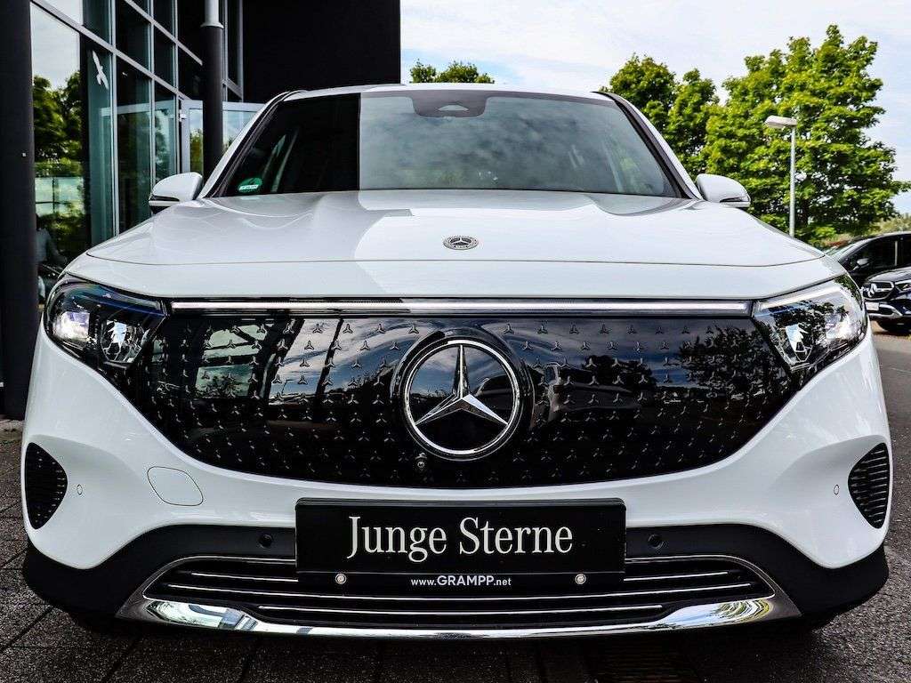 Mercedes-Benz EQB