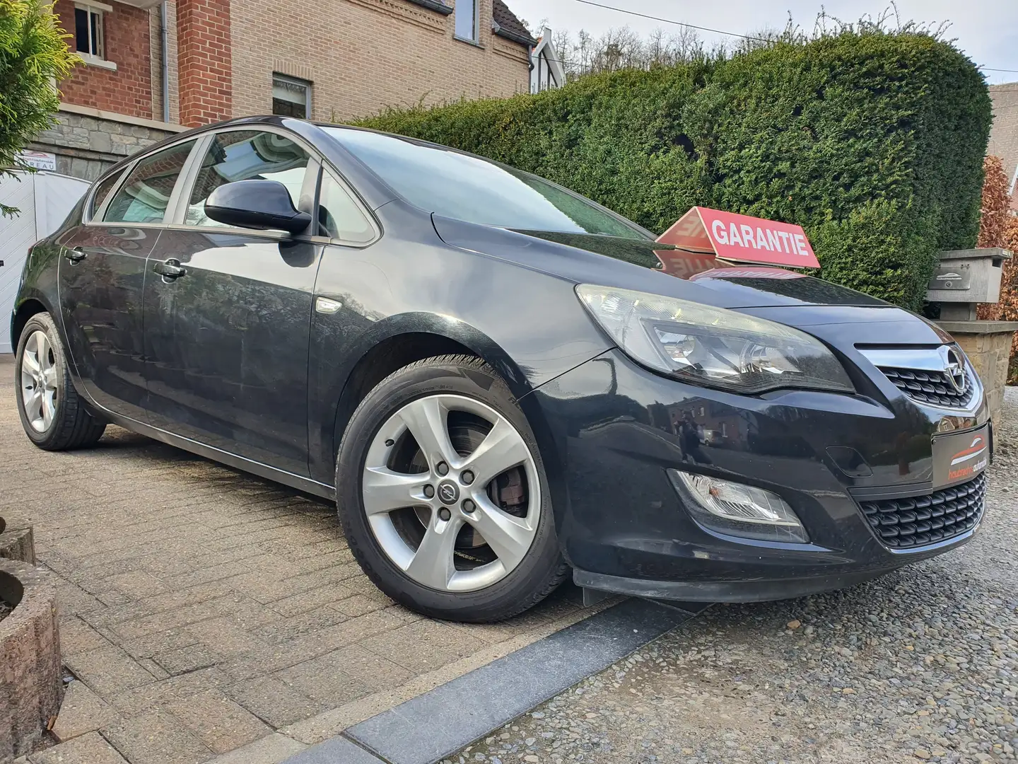 Opel Astra 1.7 CDTi/EURO5/JANTES/CLIM/GARANTIE Noir - 1