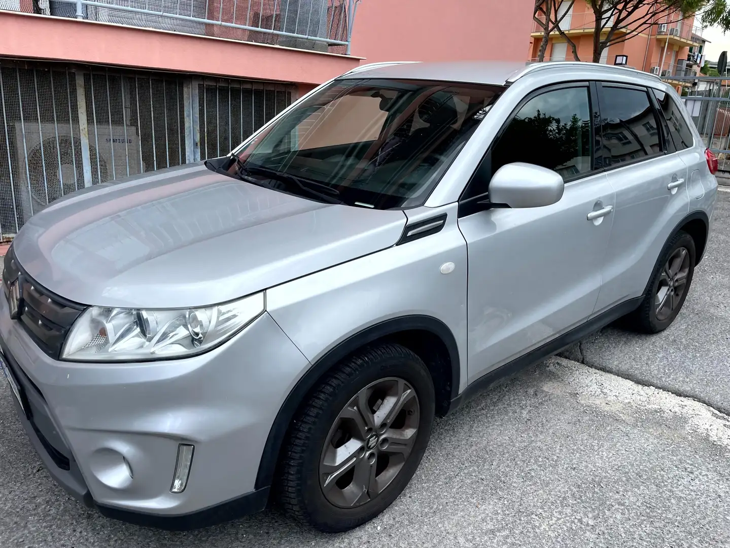 Suzuki Vitara Vitara II 2015 1.6 ddis V-Cool s Argintiu - 2