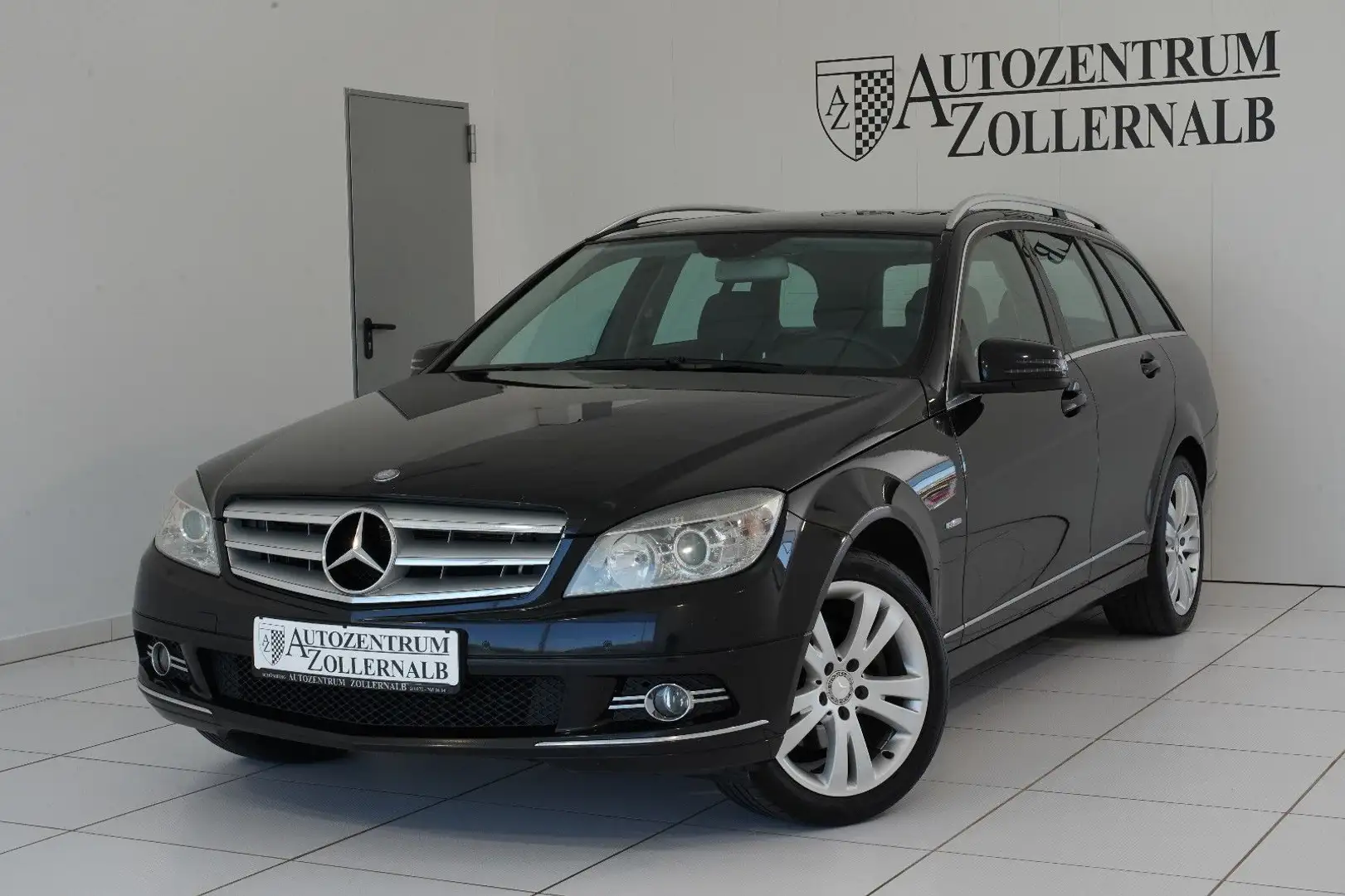 Mercedes-Benz C 200 T CDI  BlueEfficiency Avantgarde *AHK*NAVI Schwarz - 1