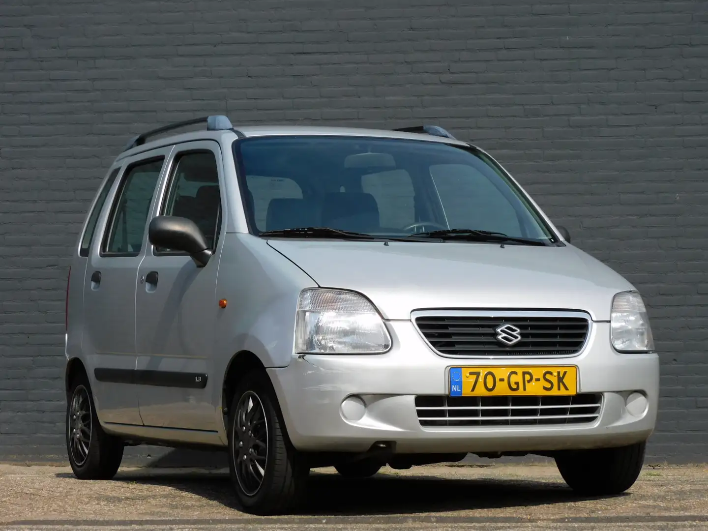 Suzuki Wagon R+ 1.3 GL APK T/M 27-2-2026! LEES TEKST! MEENEEMPRIJS Grijs - 2