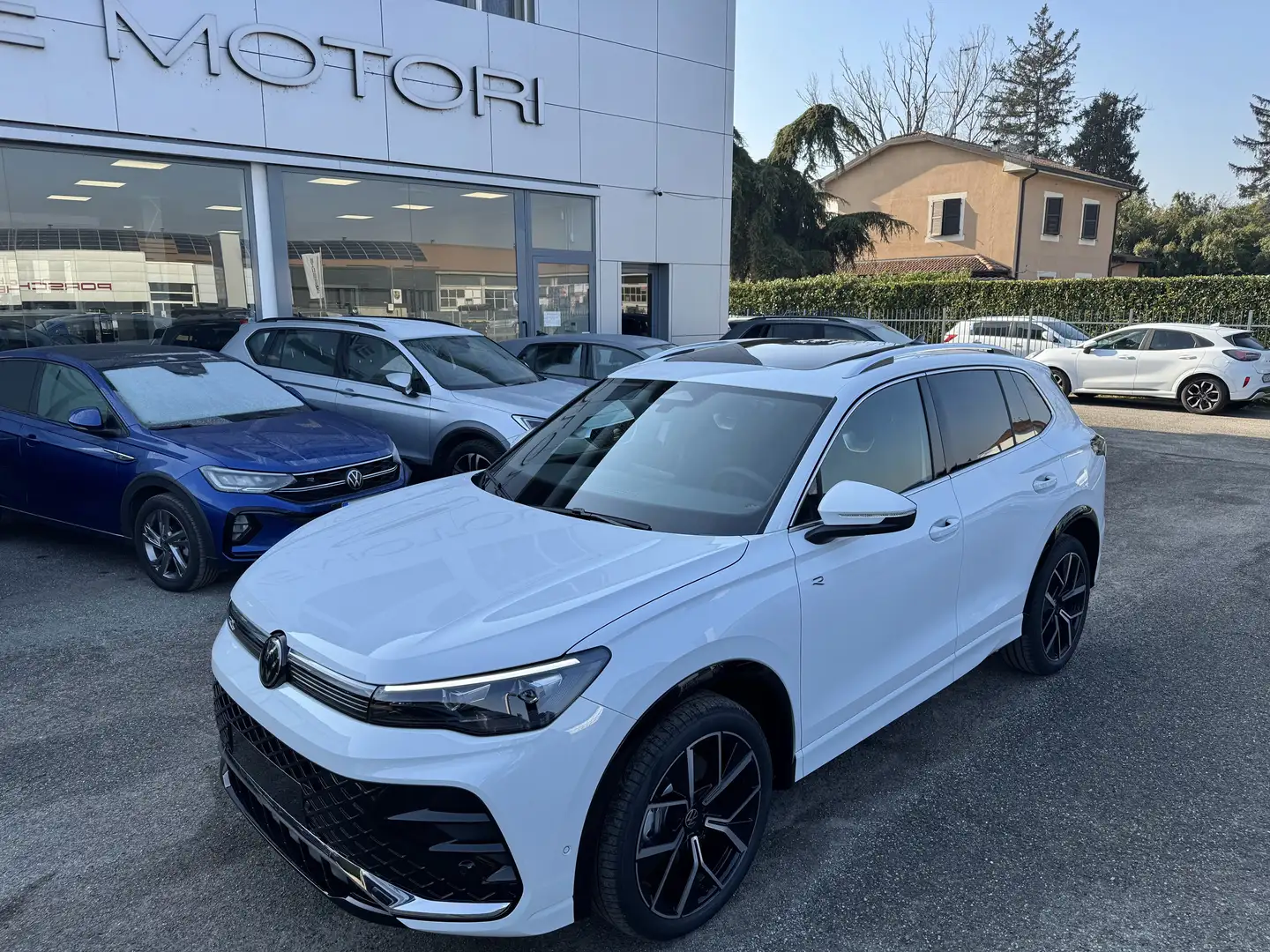 Volkswagen Tiguan 2.0 tdi R-Line PLUS 150cv DSG /KM0-NO VINCOLI Bianco - 1