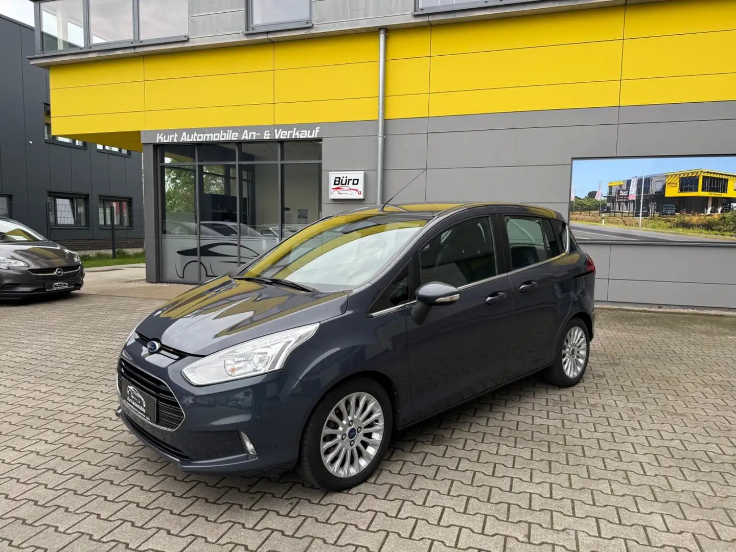 Ford B-Max B-MAX Titanium KLIMAA/RADIO/CD/EURO5* Grau - 1