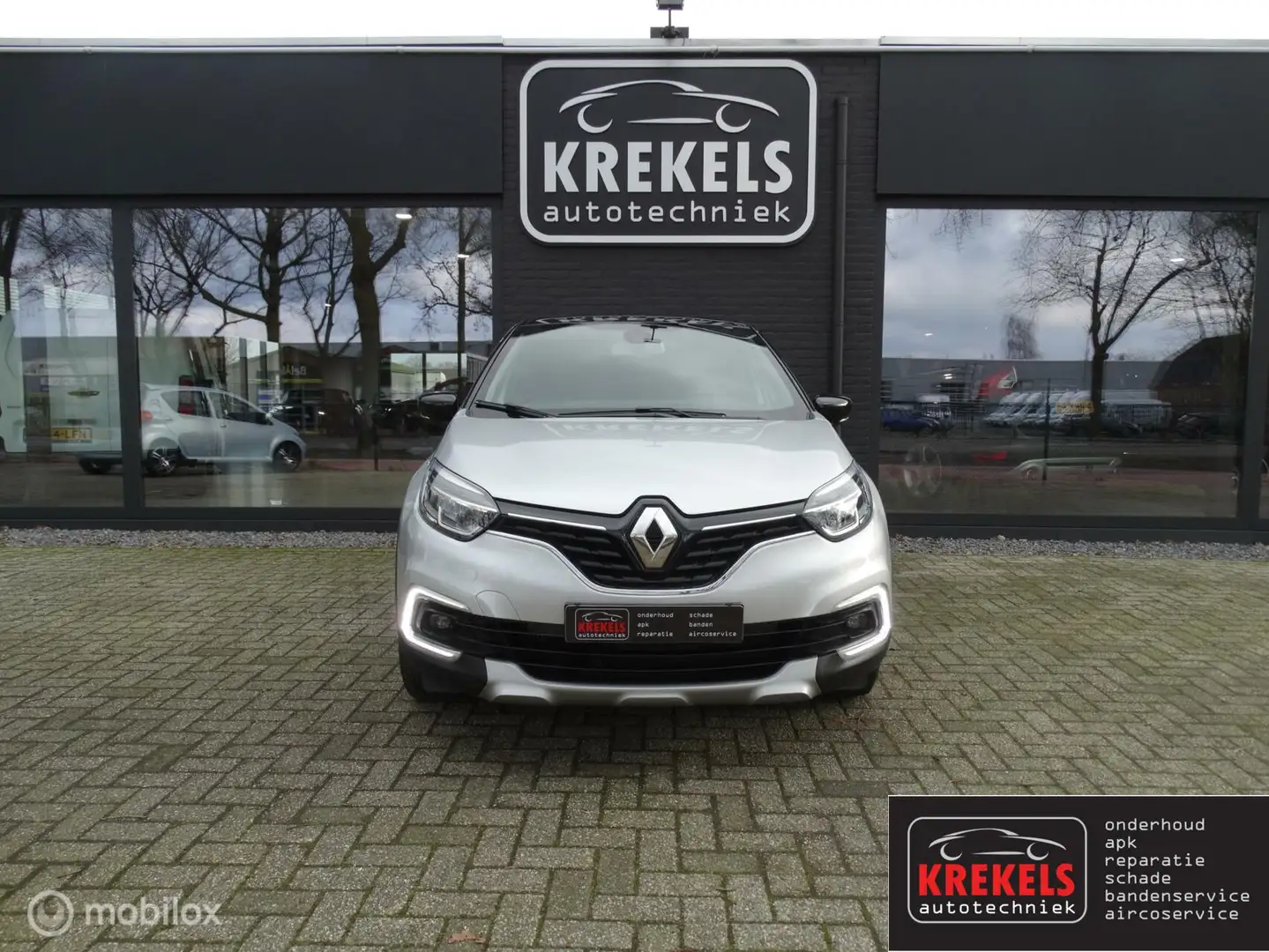 Renault Captur 1.2 TCe Intens | Automaat | Navigatie Zilver - 2