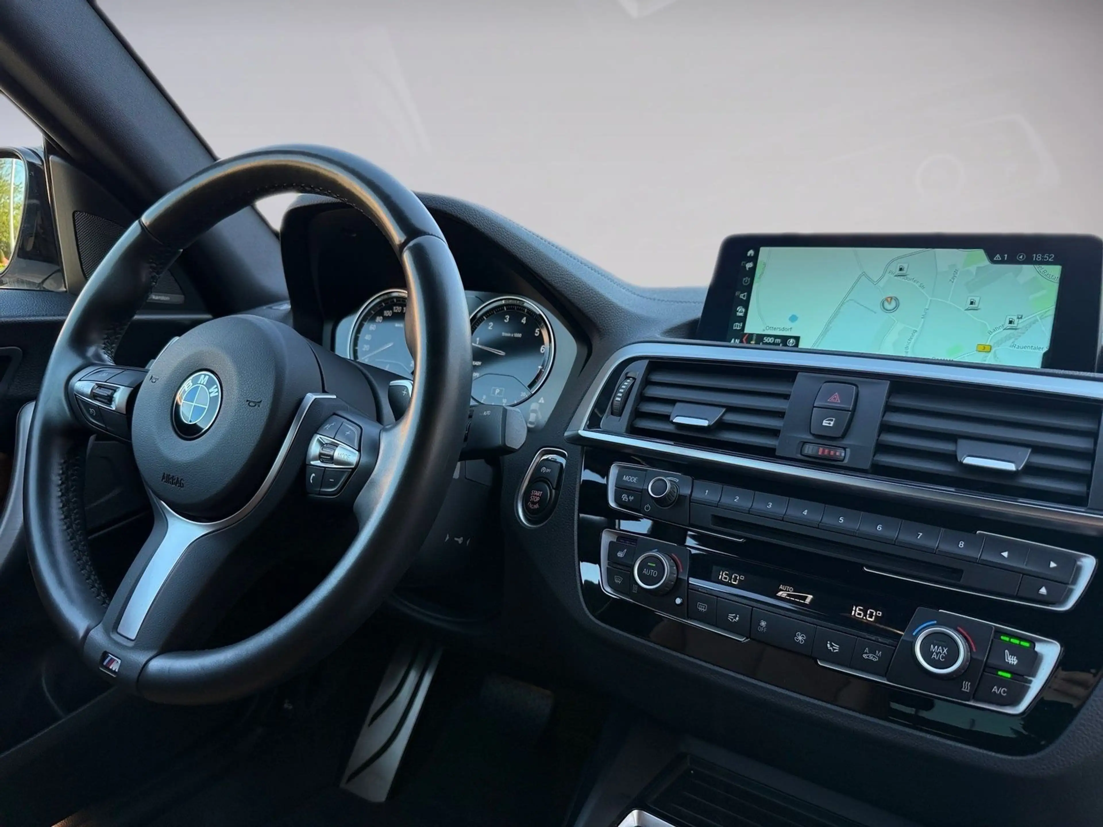 BMW 240 xDrive Coupe*Leder*Nav*Kamera*H&K*Carplay — photo 9