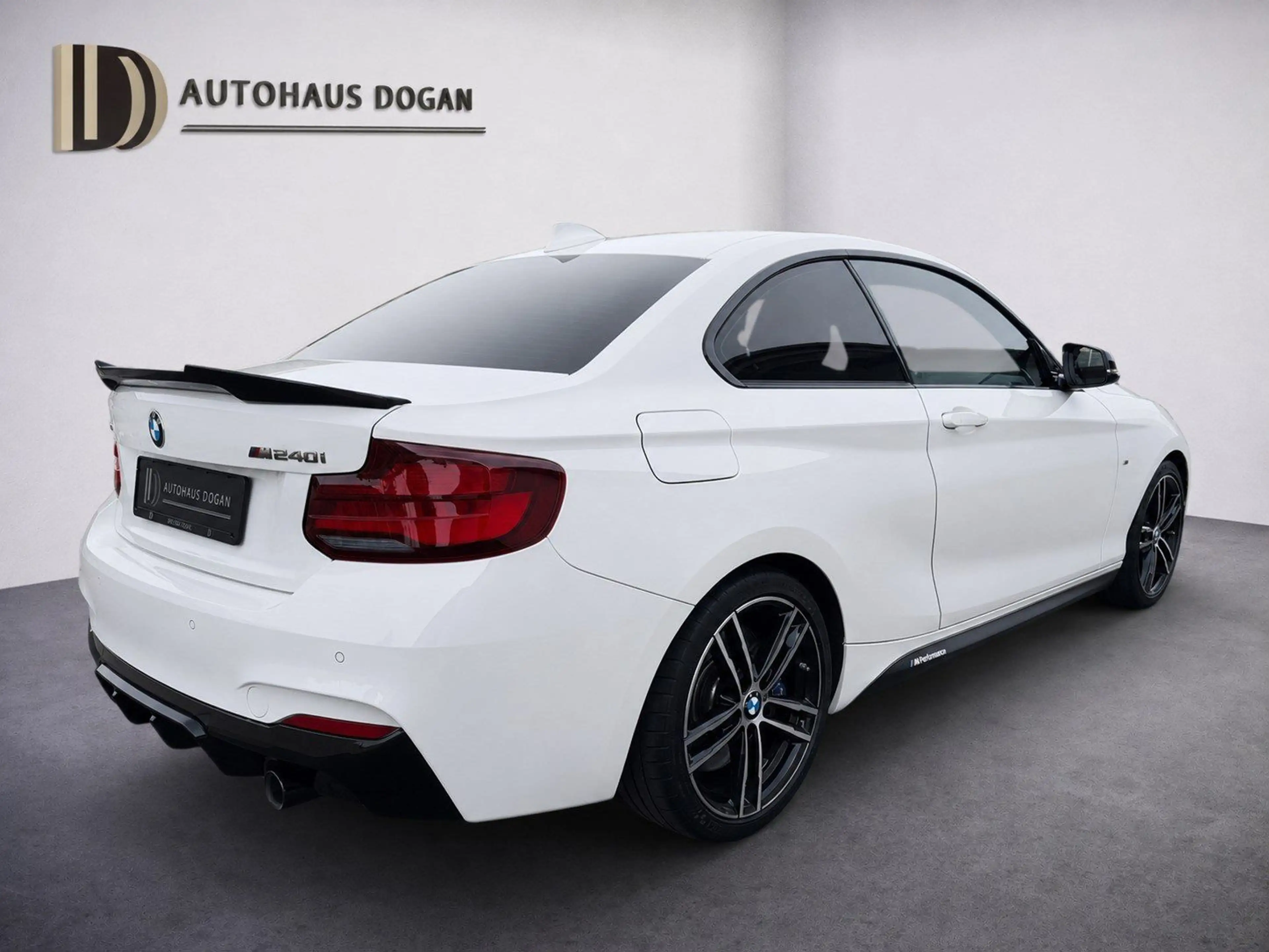 BMW 240 xDrive Coupe*Leder*Nav*Kamera*H&K*Carplay — photo 3