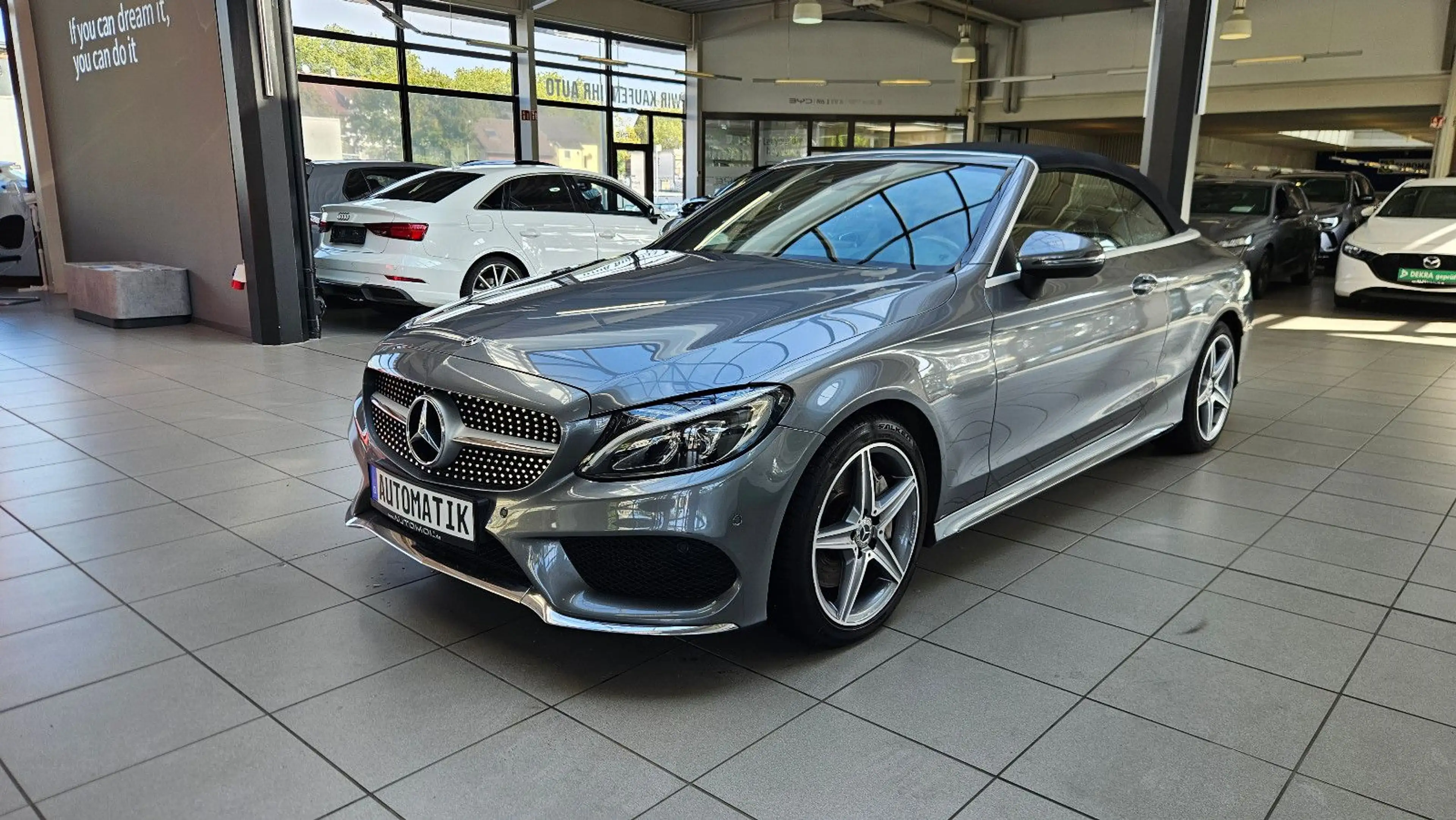 Mercedes-Benz C 250 C Cabrio *AMG Line*Airscarf*AHK*SHZ* — photo 2