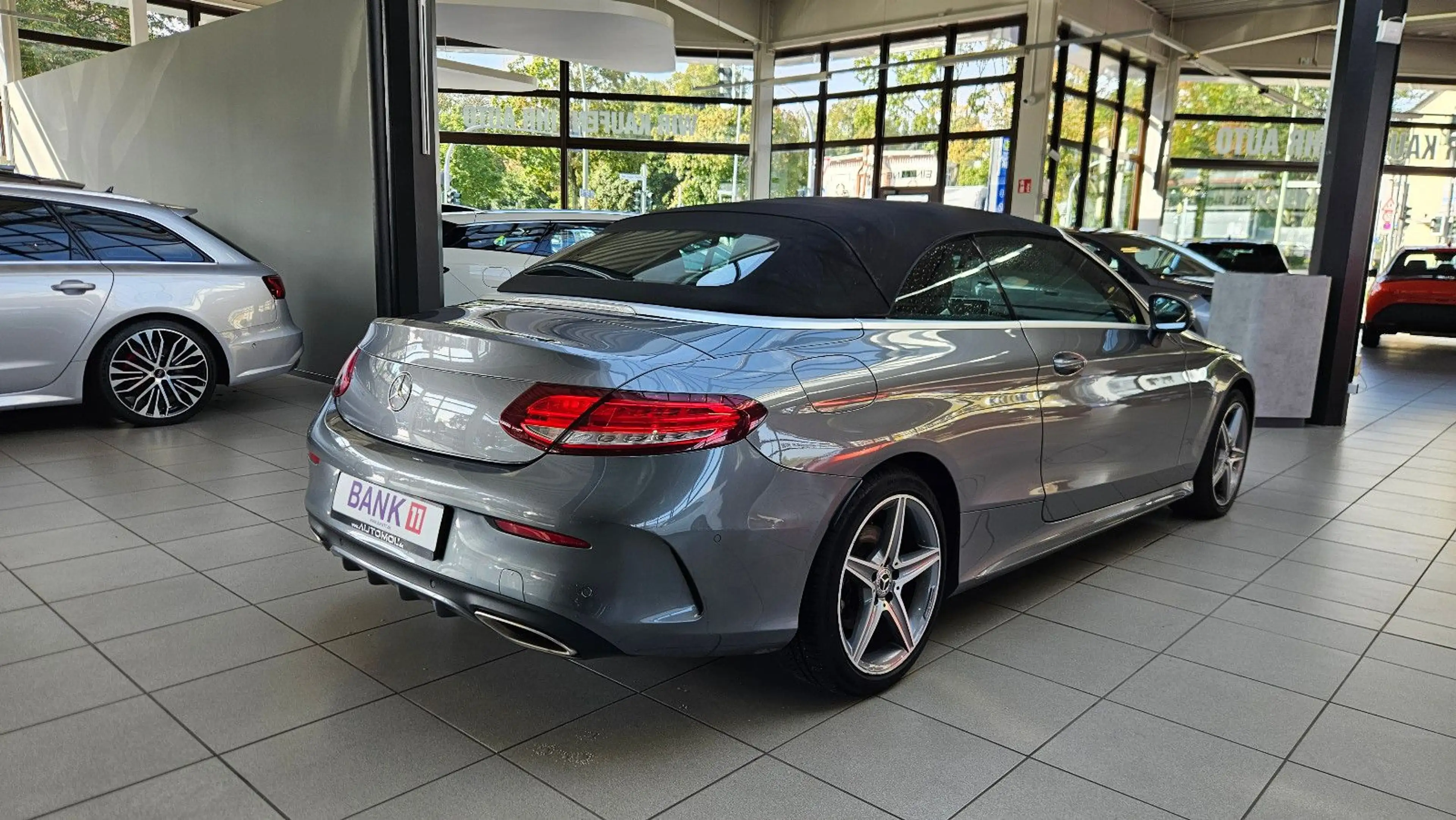 Mercedes-Benz C 250 C Cabrio *AMG Line*Airscarf*AHK*SHZ* — photo 9