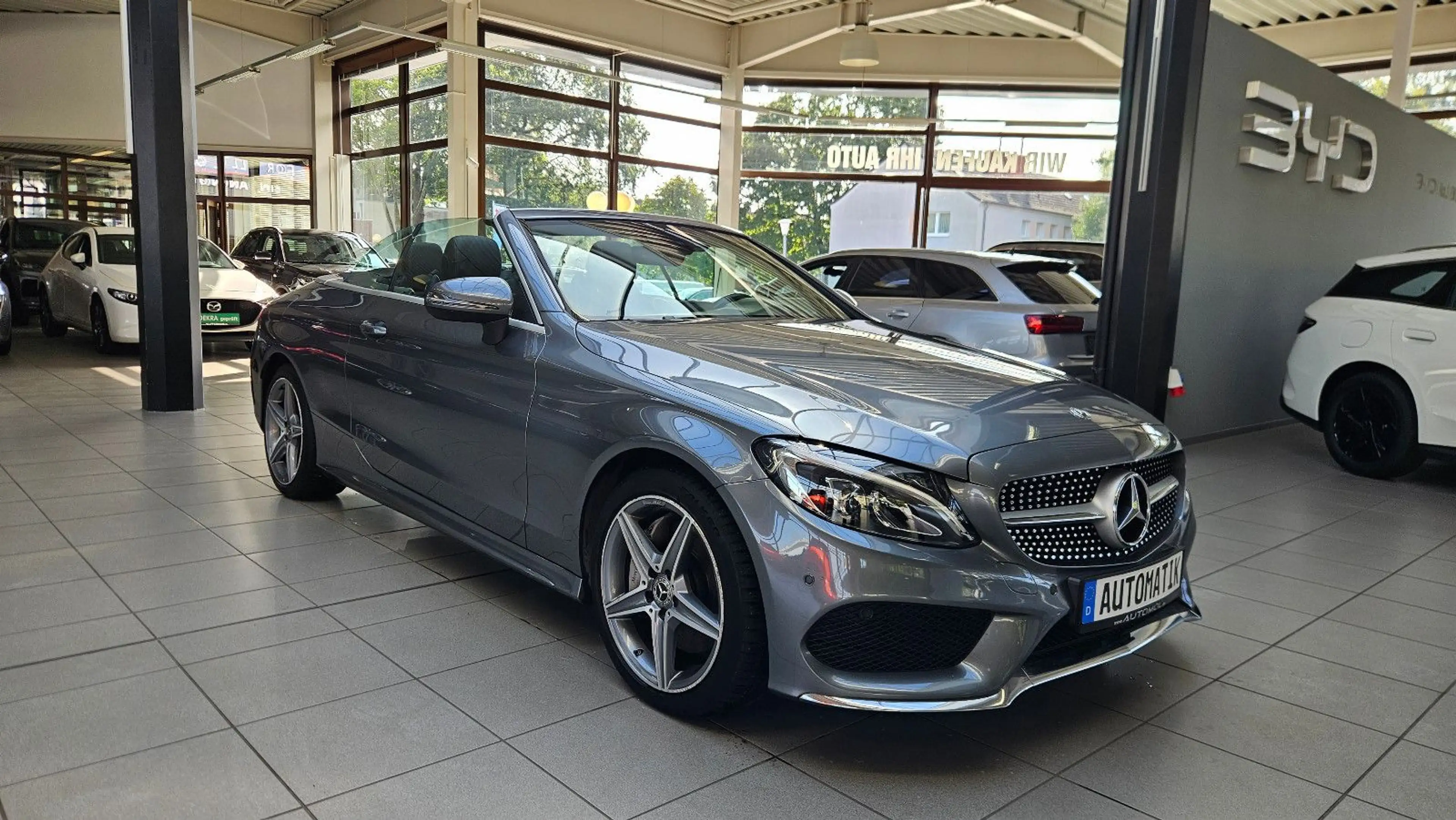 Mercedes-Benz C 250 C Cabrio *AMG Line*Airscarf*AHK*SHZ* — photo 3