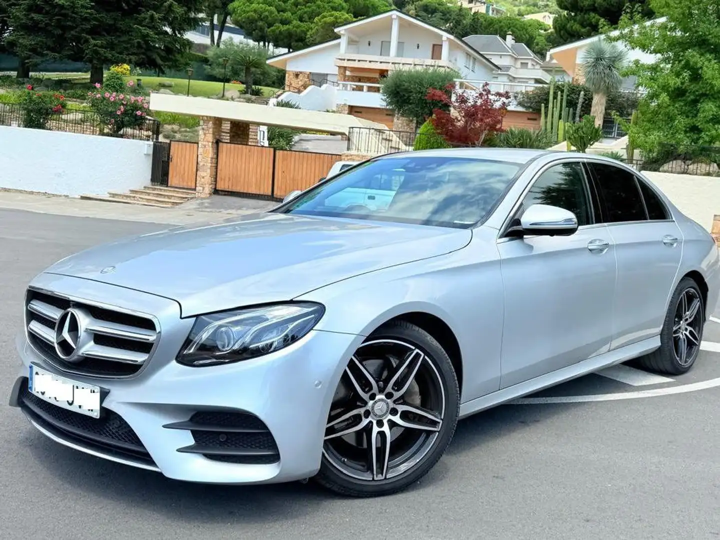 Mercedes-Benz E 220 E 220d 9G-Tronic 194 Plateado - 1