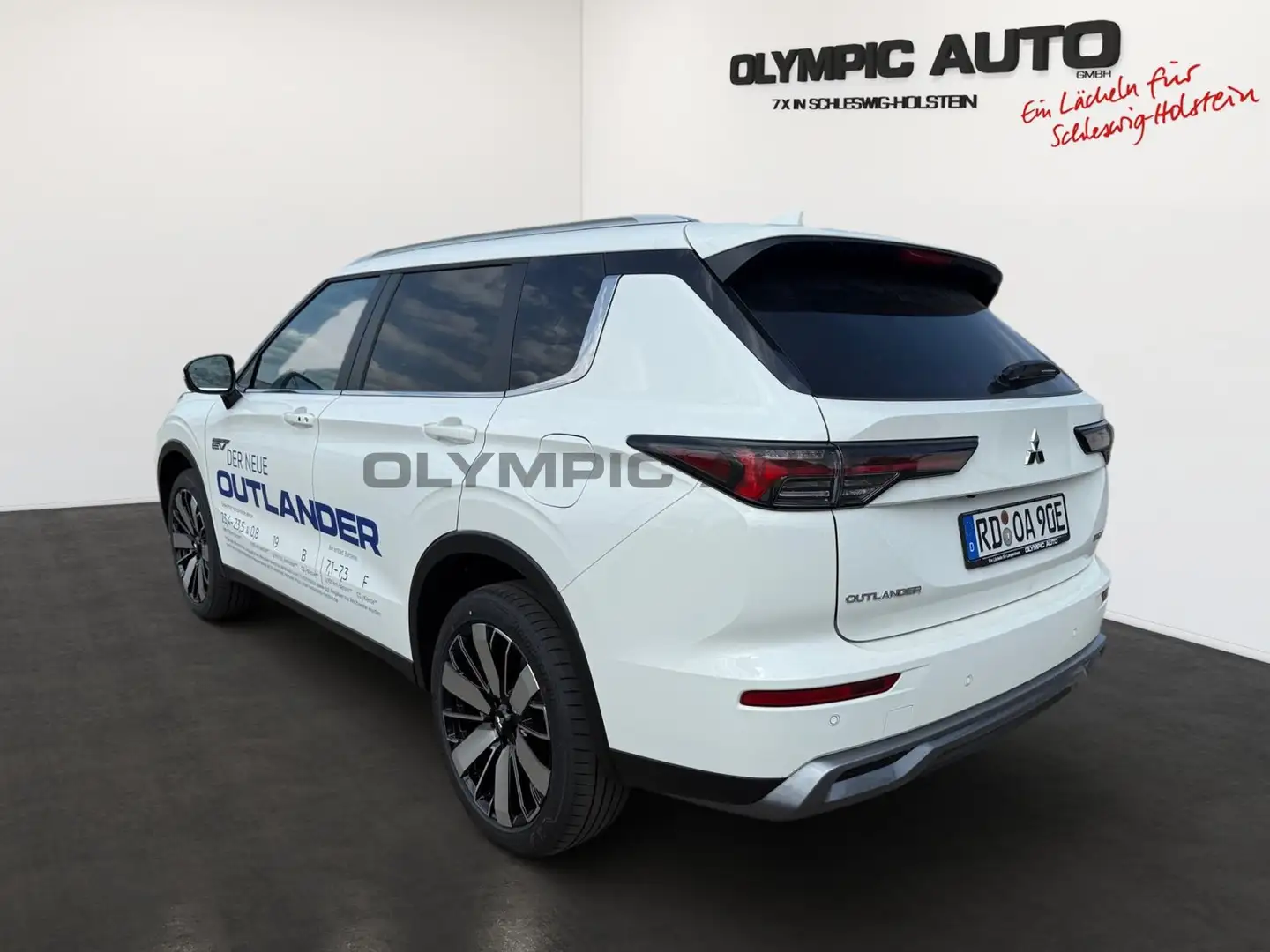 Mitsubishi Outlander 2,4l Plug-in Hybrid Intro Edition CAM Weiß - 2