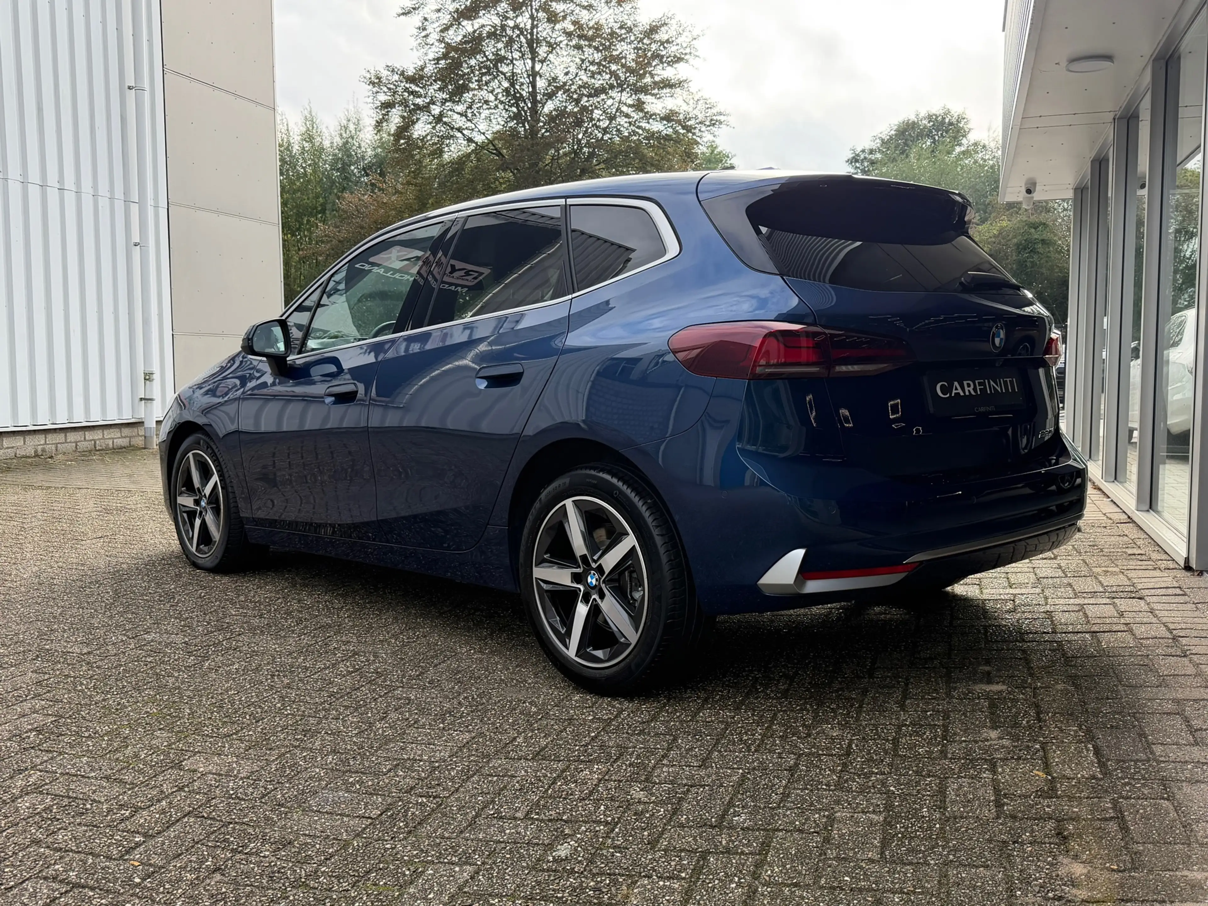 BMW 220 2-serie Active Tourer 220i M-Sport Automaat 170 Pk — photo 3