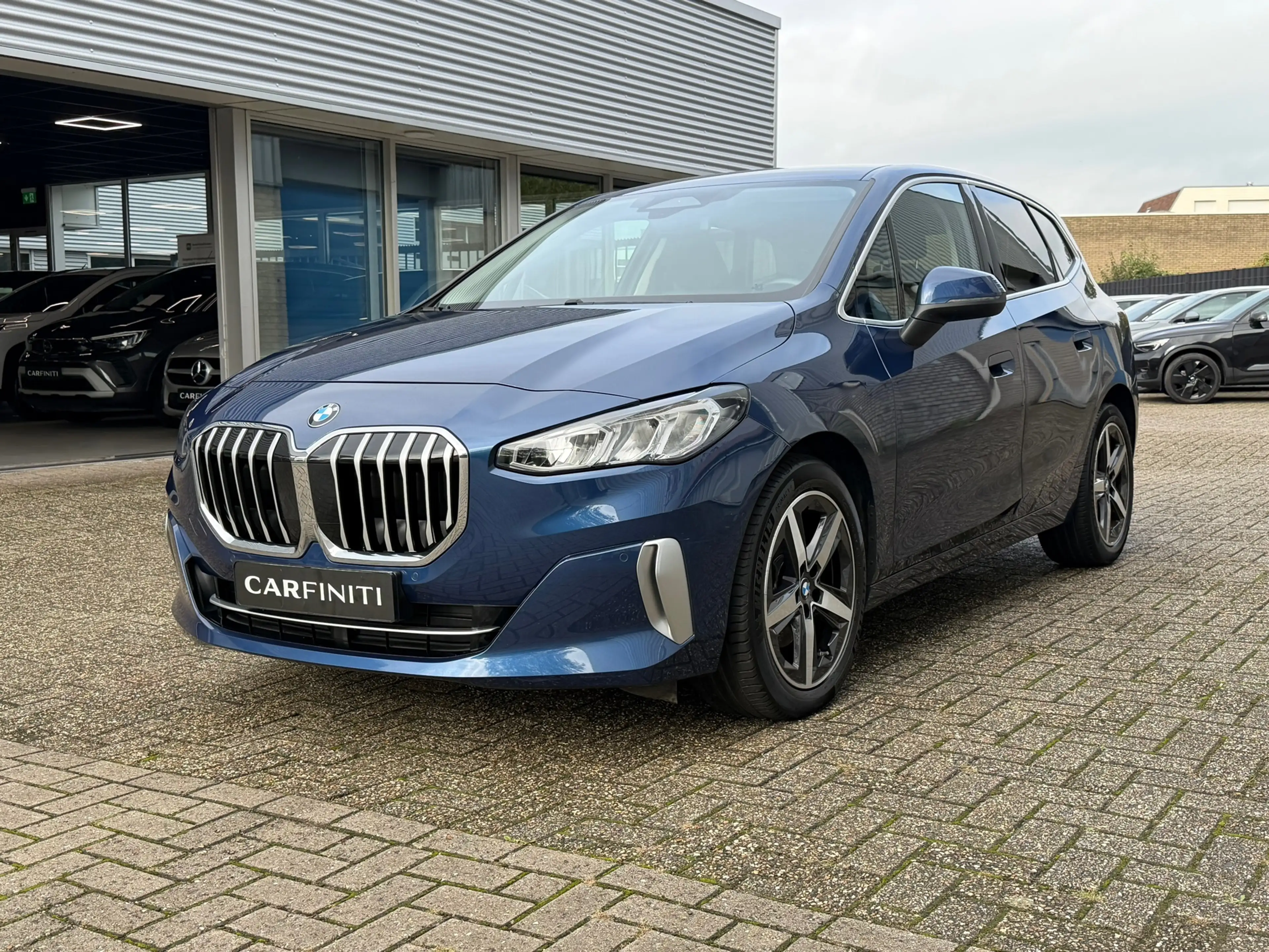 BMW 220 2-serie Active Tourer 220i M-Sport Automaat 170 Pk — photo 11