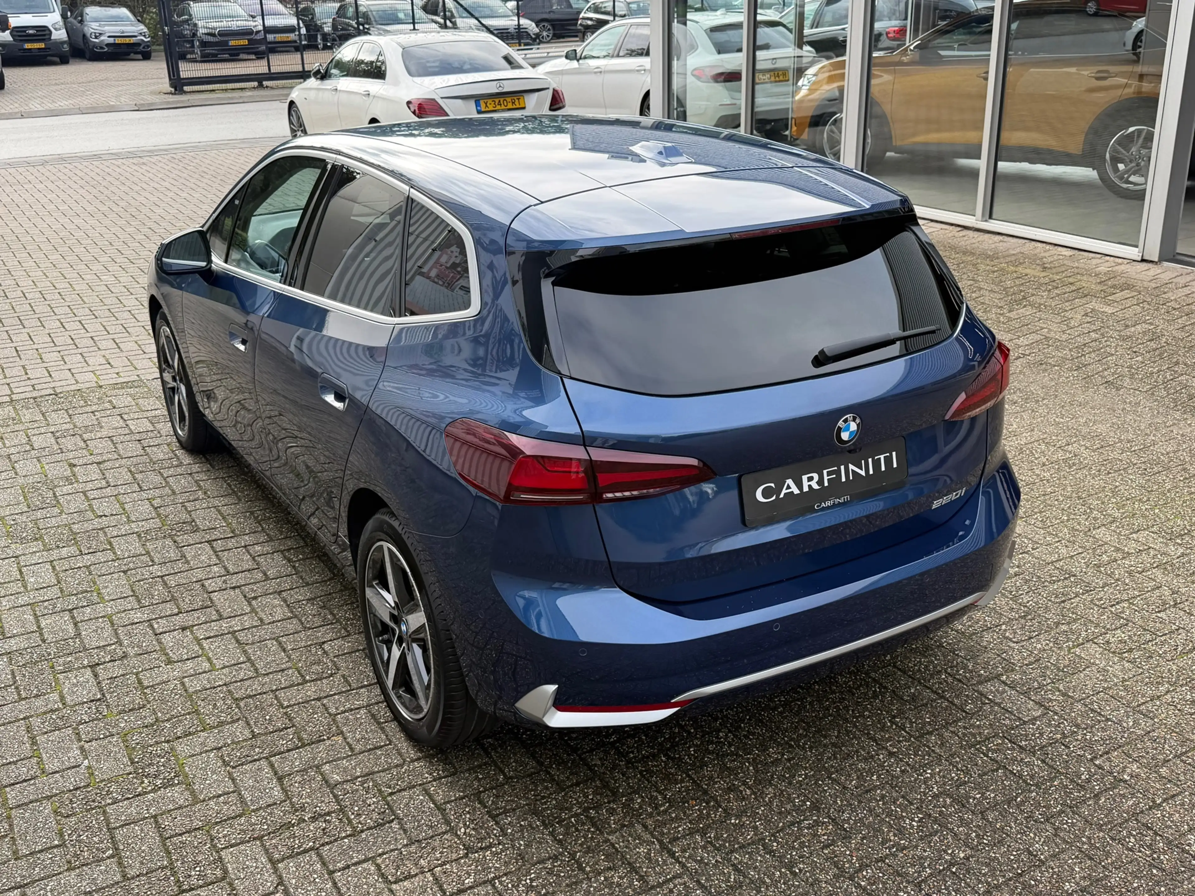 BMW 220 2-serie Active Tourer 220i M-Sport Automaat 170 Pk — photo 13