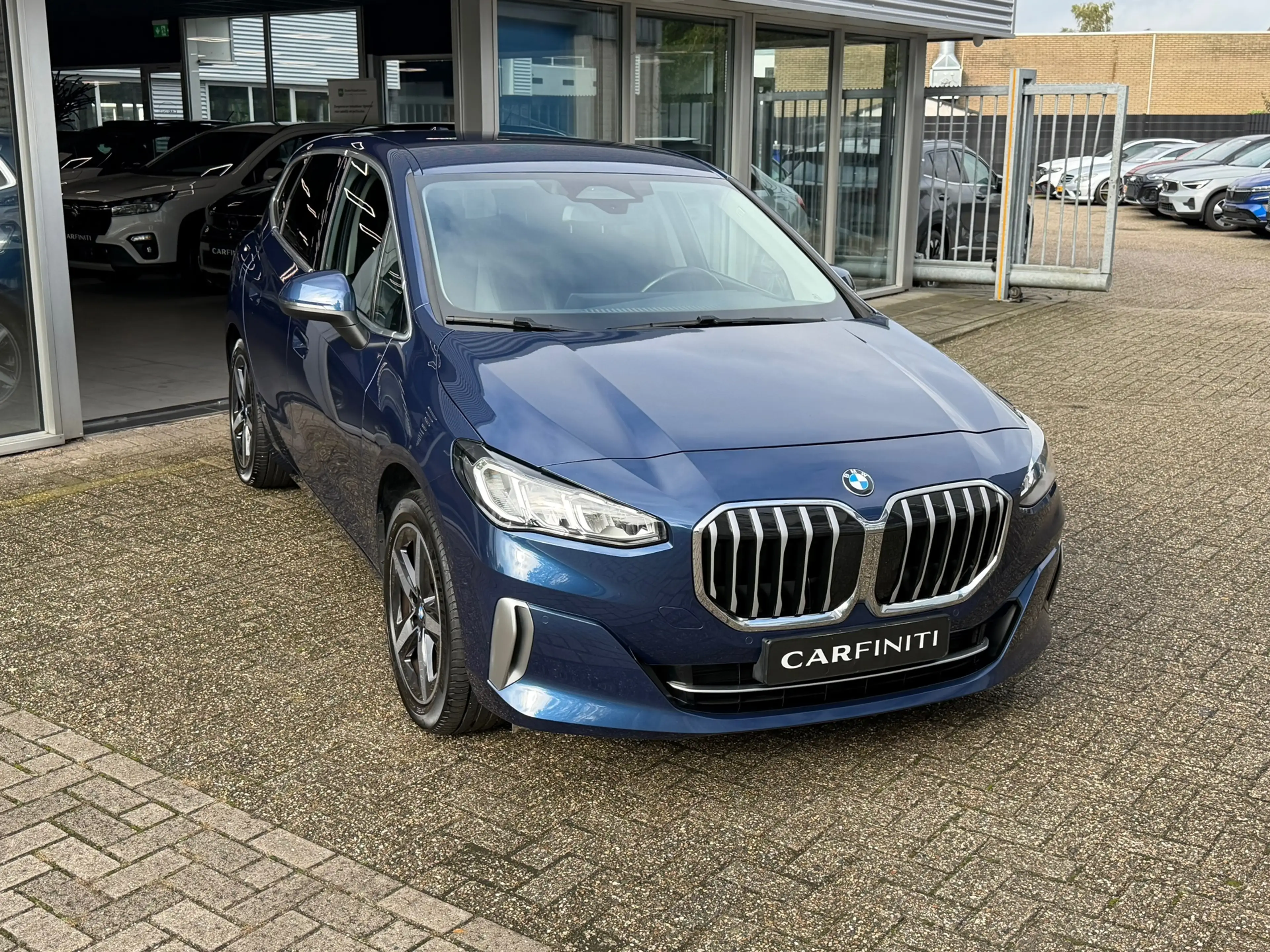 BMW 220 2-serie Active Tourer 220i M-Sport Automaat 170 Pk — photo 5