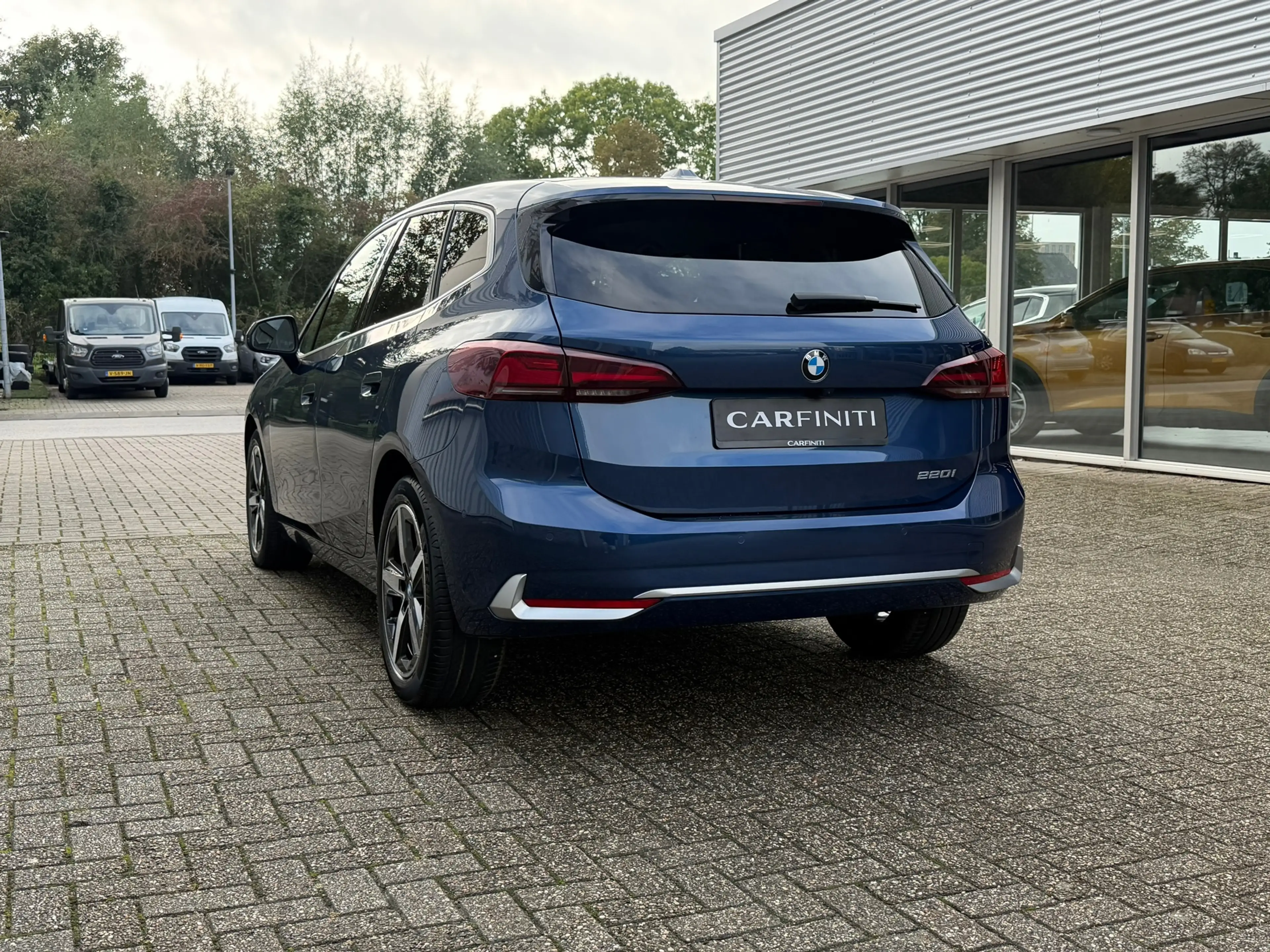 BMW 220 2-serie Active Tourer 220i M-Sport Automaat 170 Pk — photo 6