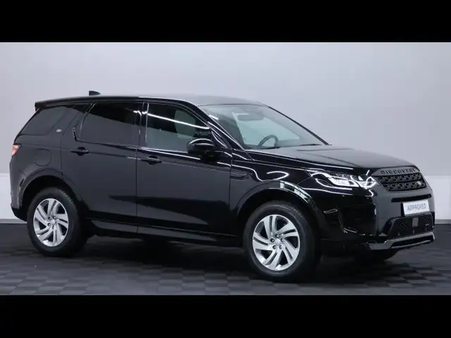 Land Rover Discovery Sport view 3