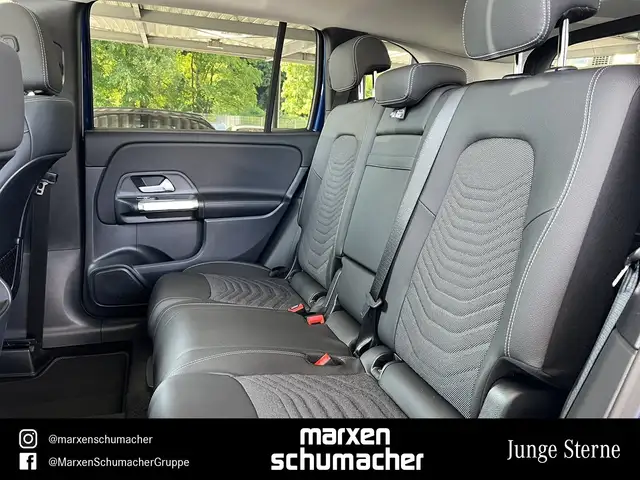 Mercedes-Benz GLB view 13
