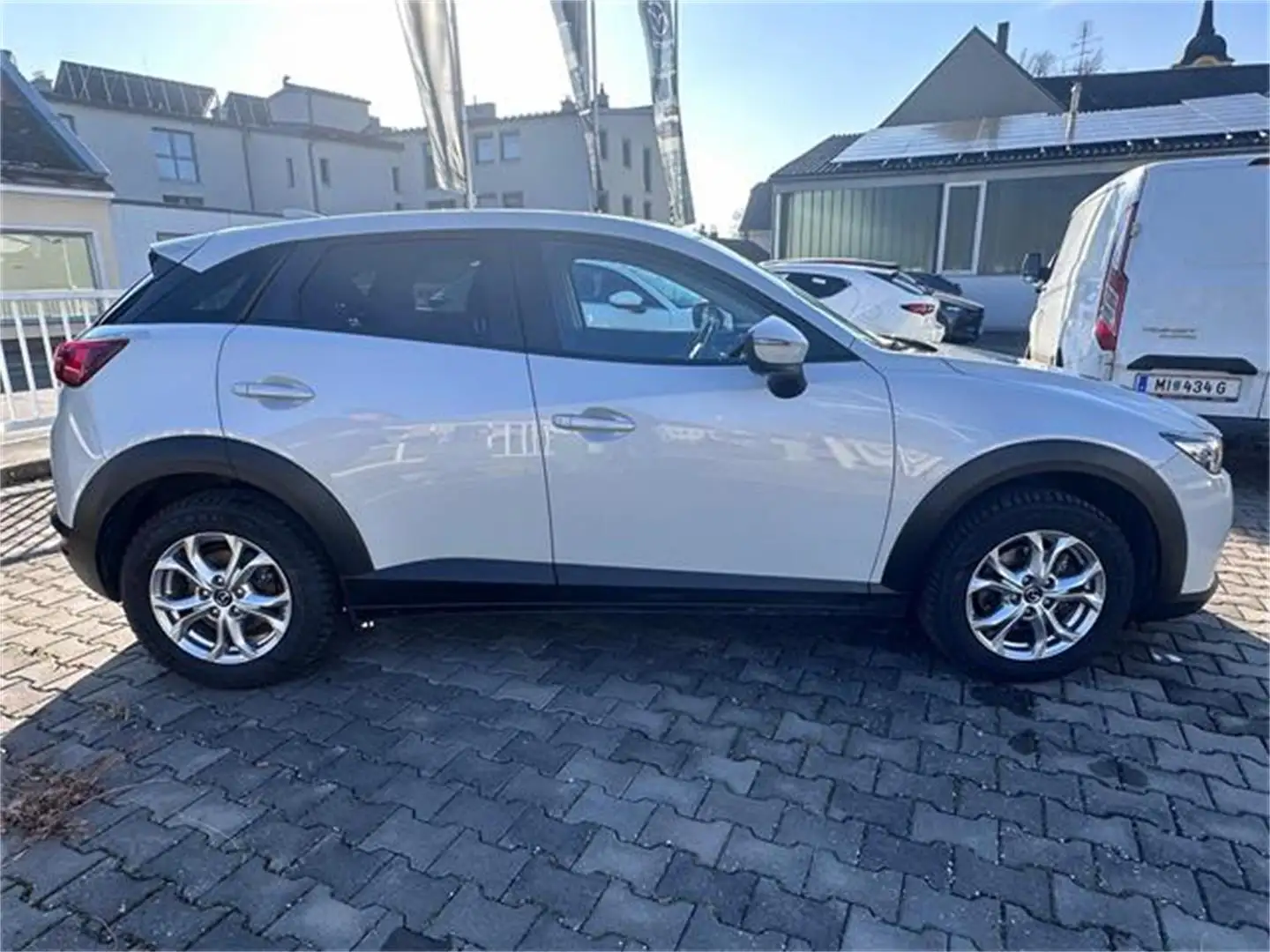 Mazda CX-3 G120 Attraction Weiß - 2