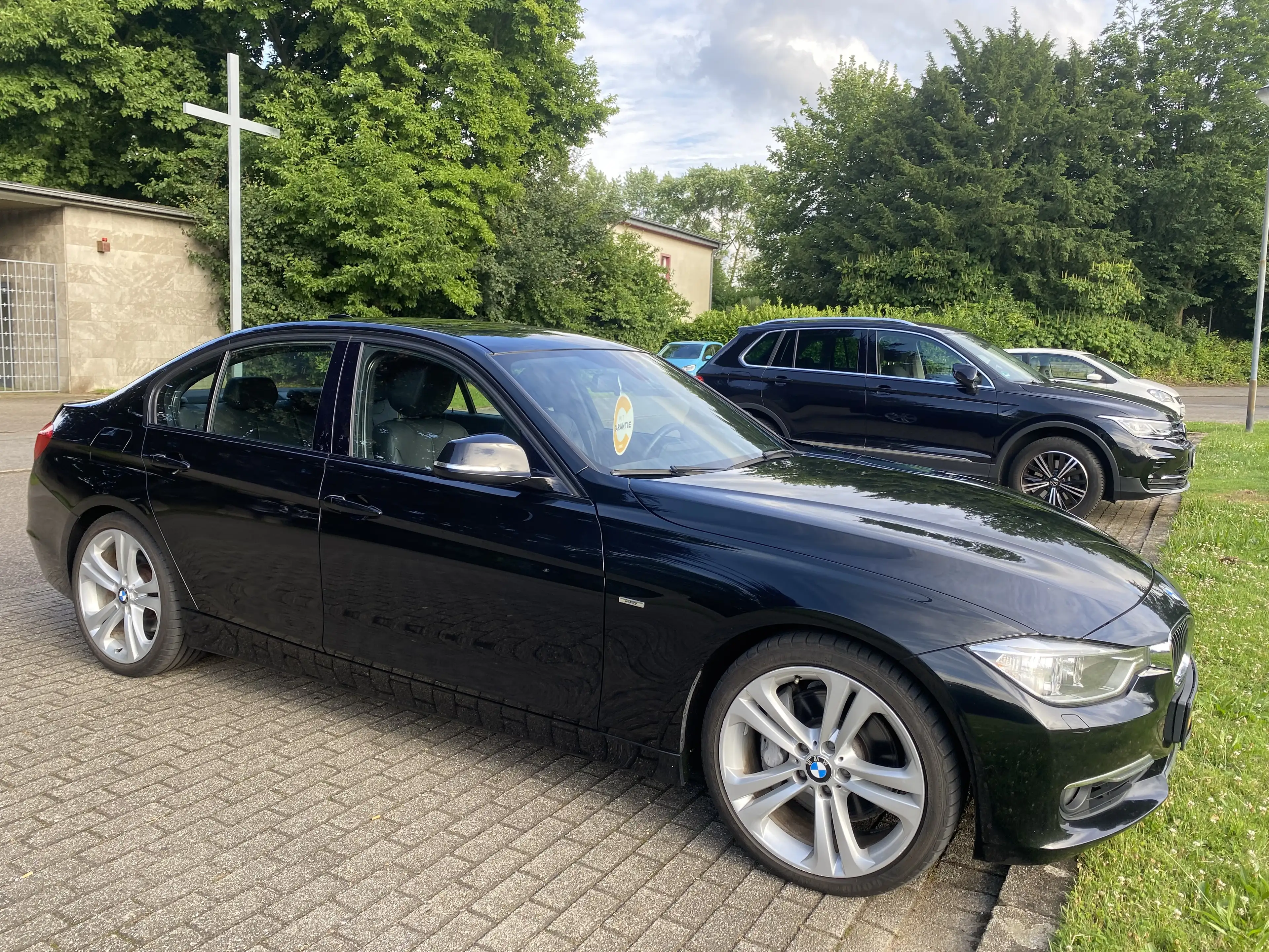 BMW 335 335i AUTOMATIK. LUXURY .BI-XENON. HEAD-UP. VOLLLEDER. NAVIGATION. PDC. GERMAN/ DEUTSCHES CAR — photo 14