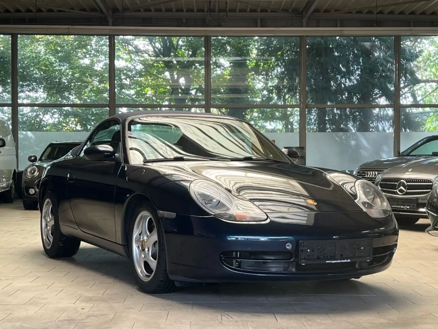 Porsche 911 *996 Cabrio* Motorschaden Blau - 2
