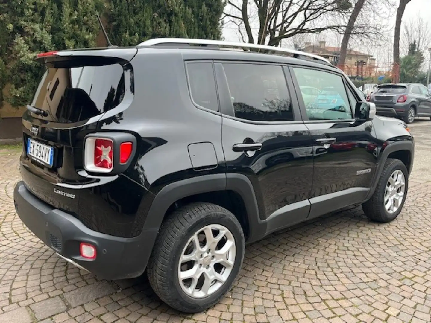 Jeep Renegade 2.0 Mjt AUTOMATICA 4WD Limited Negro - 2