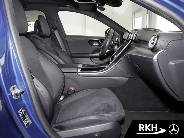 Mercedes-Benz C-Class view 5