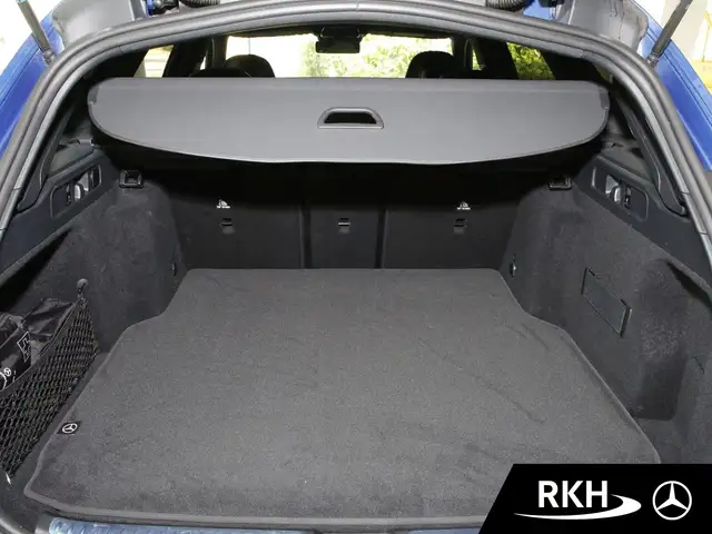 Mercedes-Benz C-Class view 14