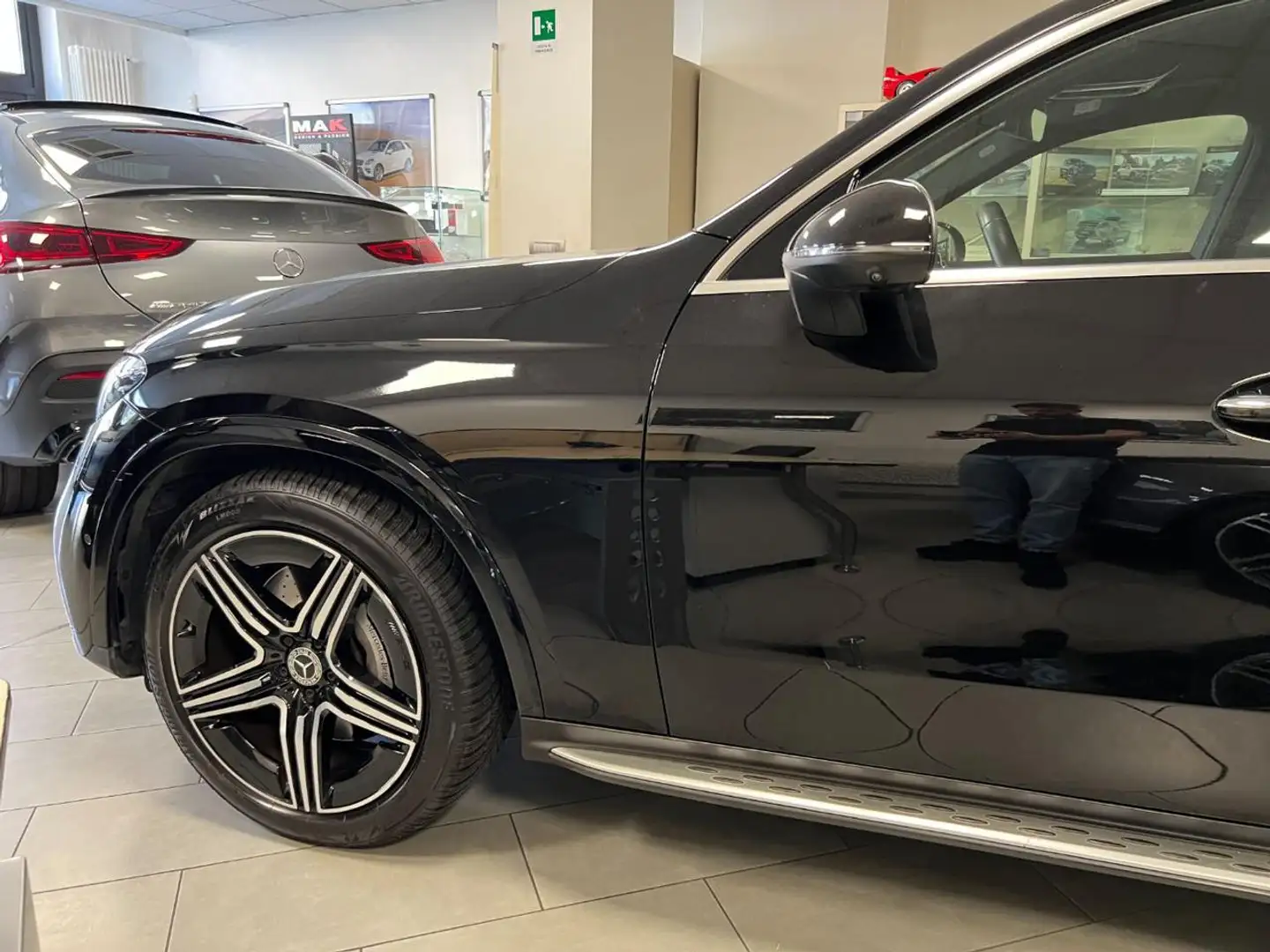 Mercedes-Benz GLC 220 d 4Matic Premium Nero - 2