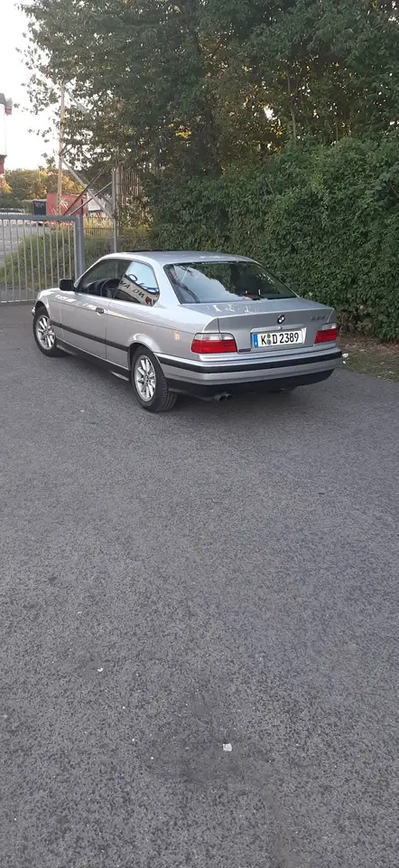 BMW 328