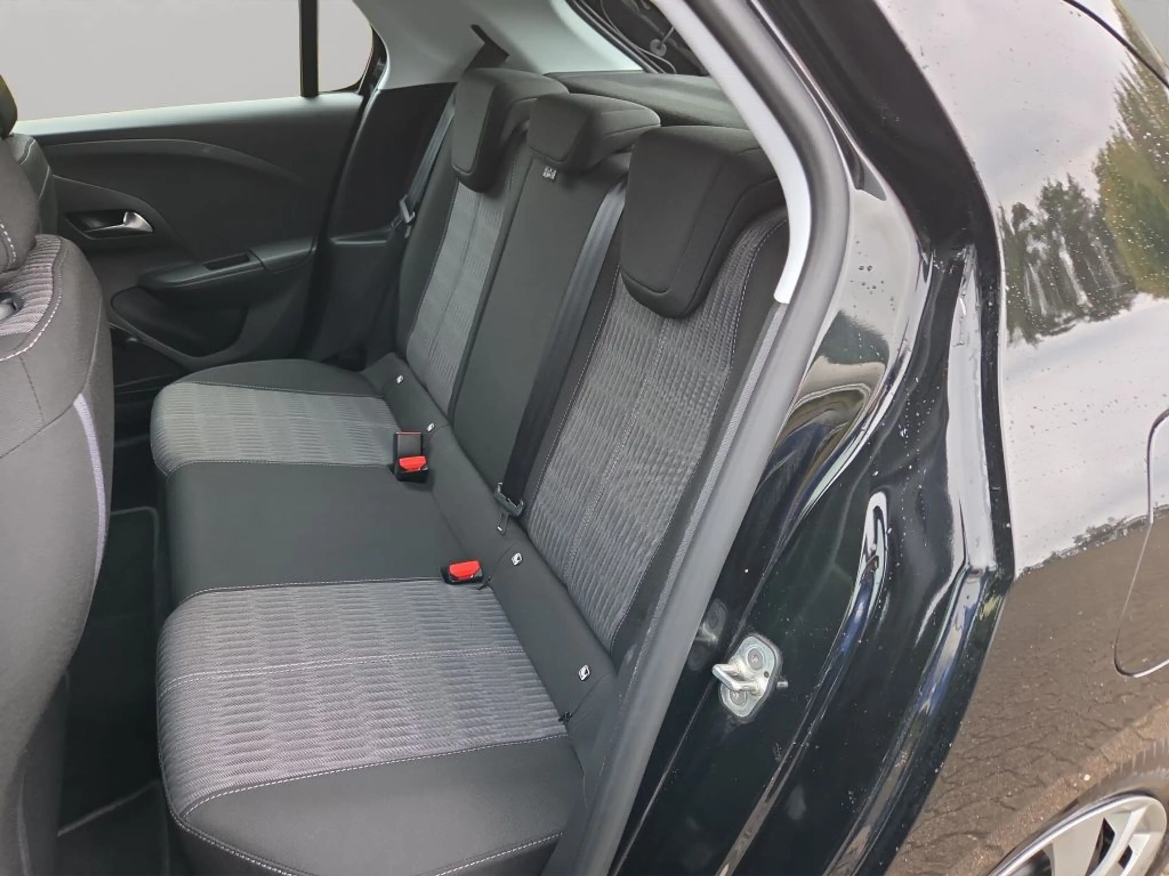 Opel Corsa-e Edition — photo 15
