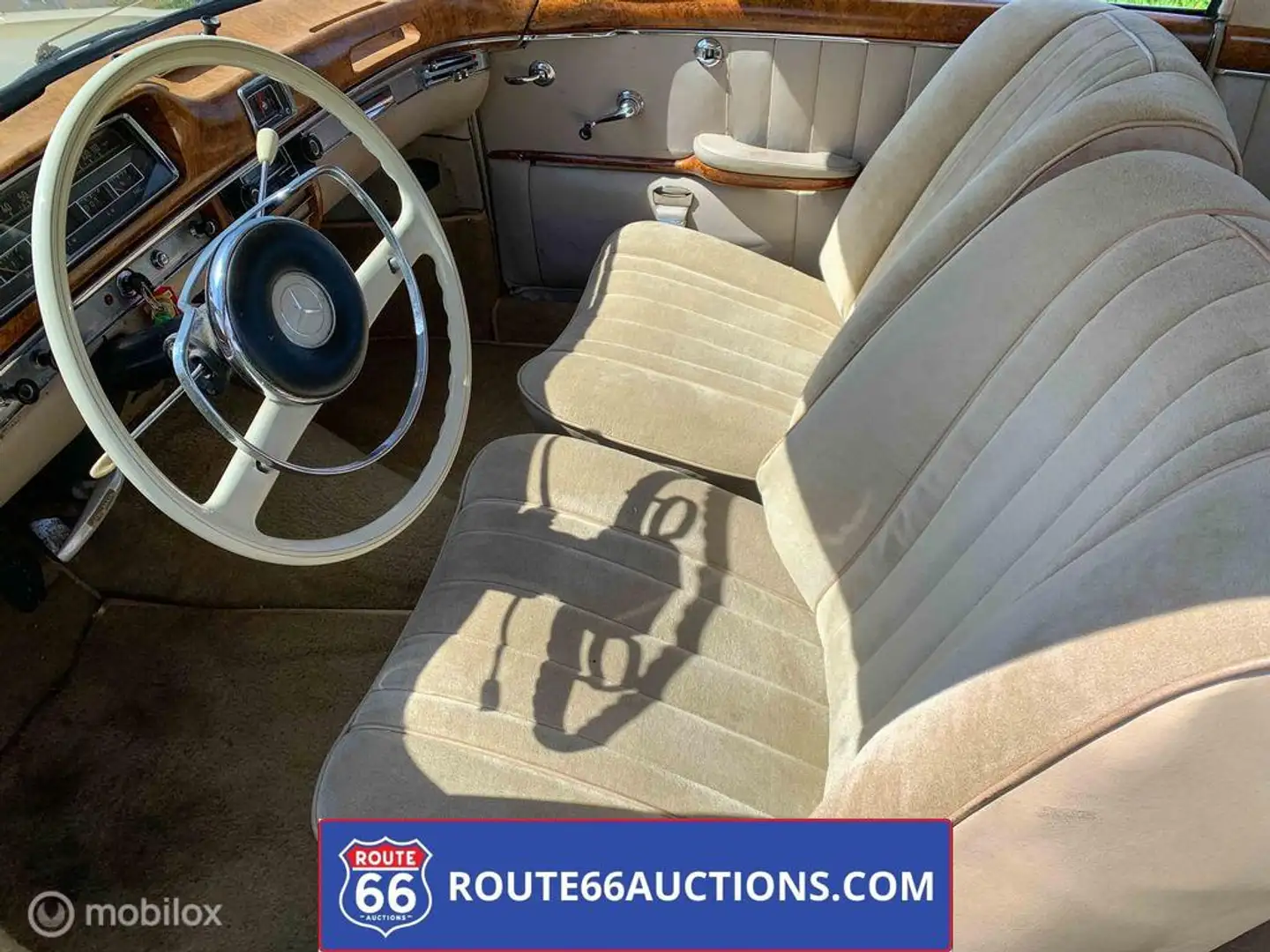 Mercedes-Benz 220 SE Coupe Noir - 2