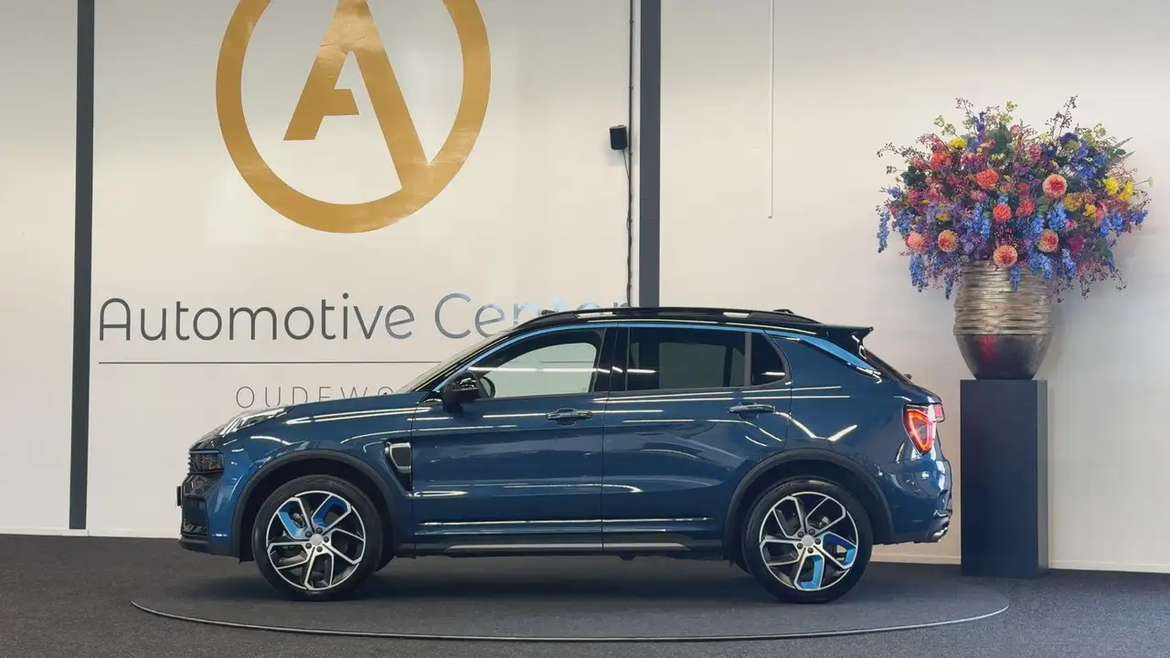 Lynk & Co 01 1.5 PHEV MY23 6,6 KWH PANO ZWARTE HEMEL 360, миниатюра 11