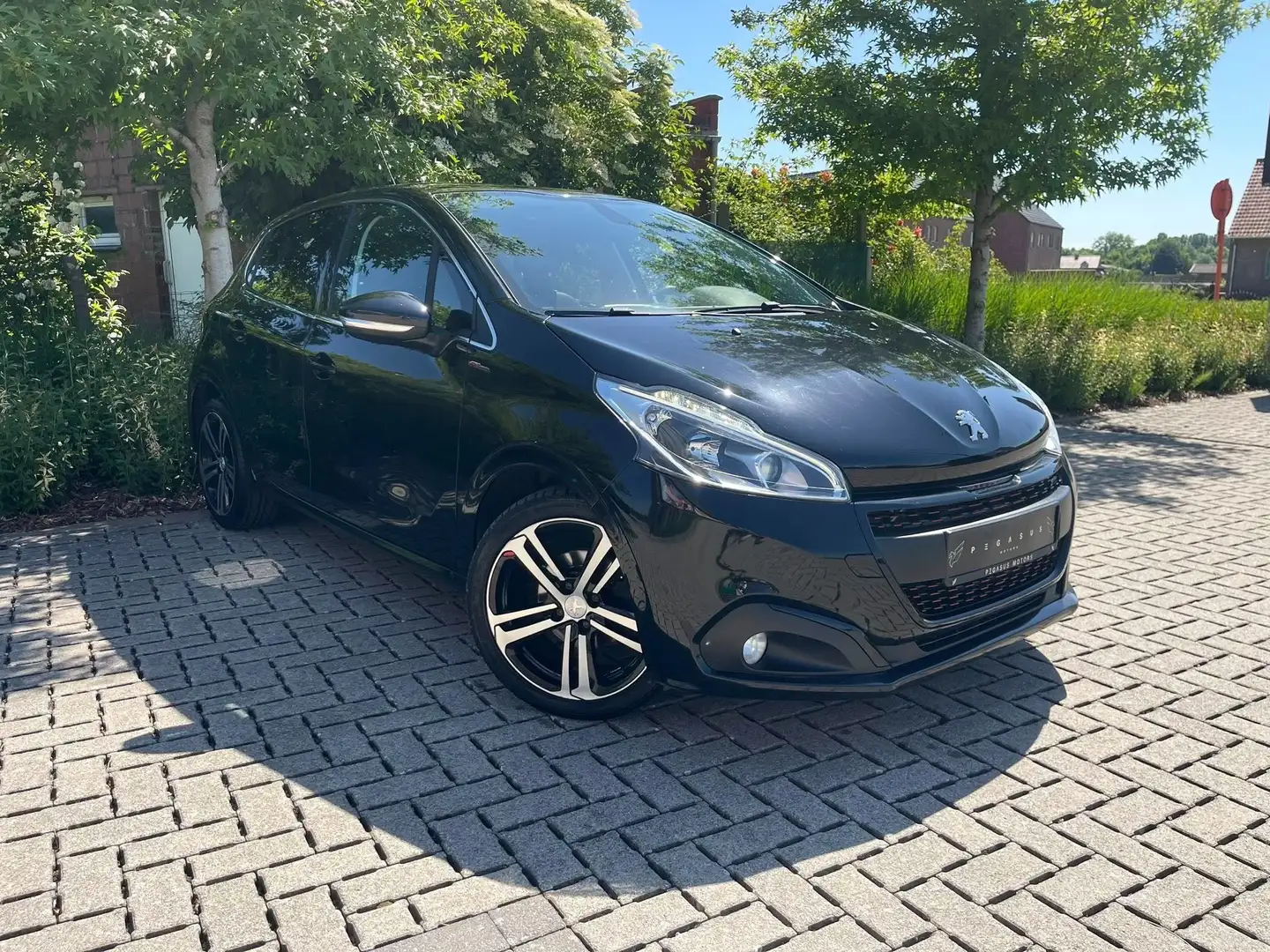 Peugeot 208 1.2 GT-Line - 2018/135.000km - Gekeurd Noir - 2