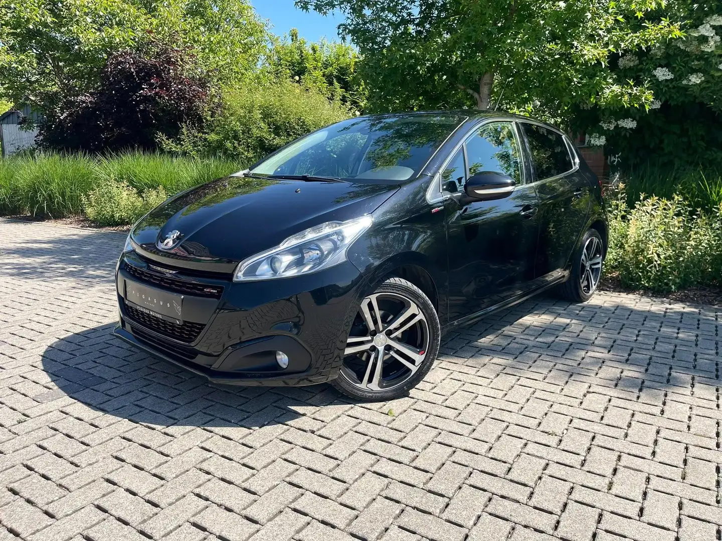 Peugeot 208 1.2 GT-Line - 2018/135.000km - Gekeurd Noir - 1