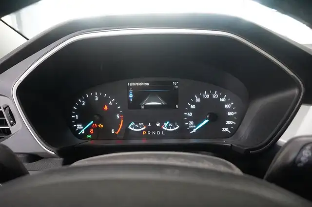 Ford Kuga view 16