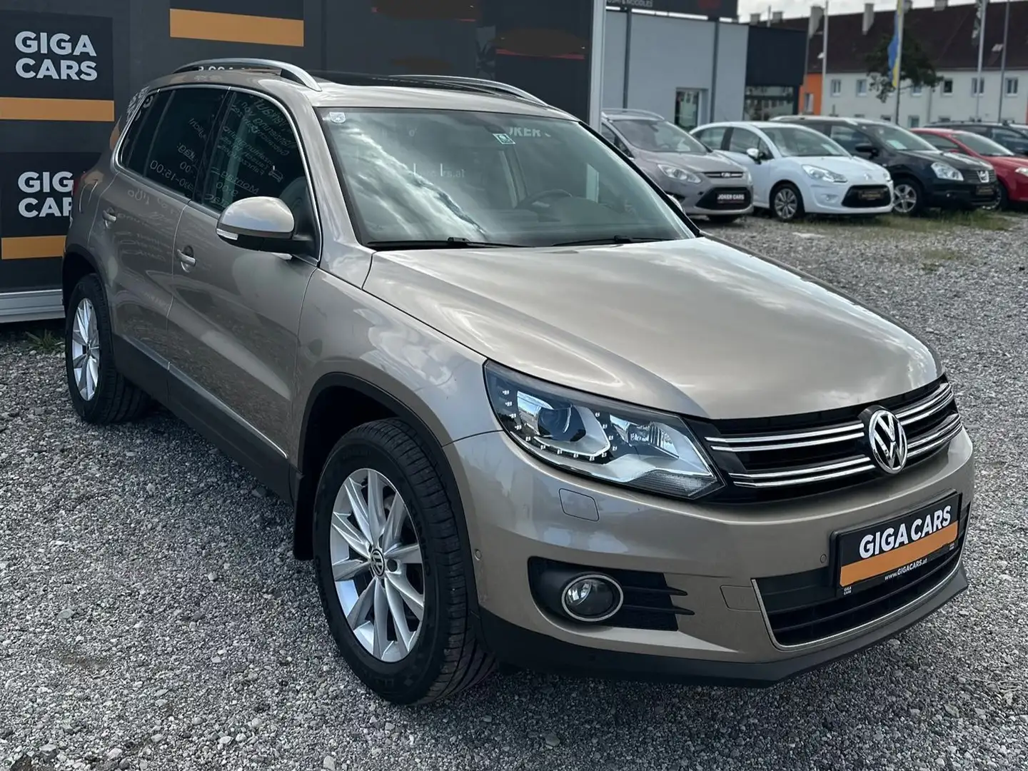 Volkswagen Tiguan 2,0 TDI BMT 4Motion Sky DPF DSG Giallo - 2