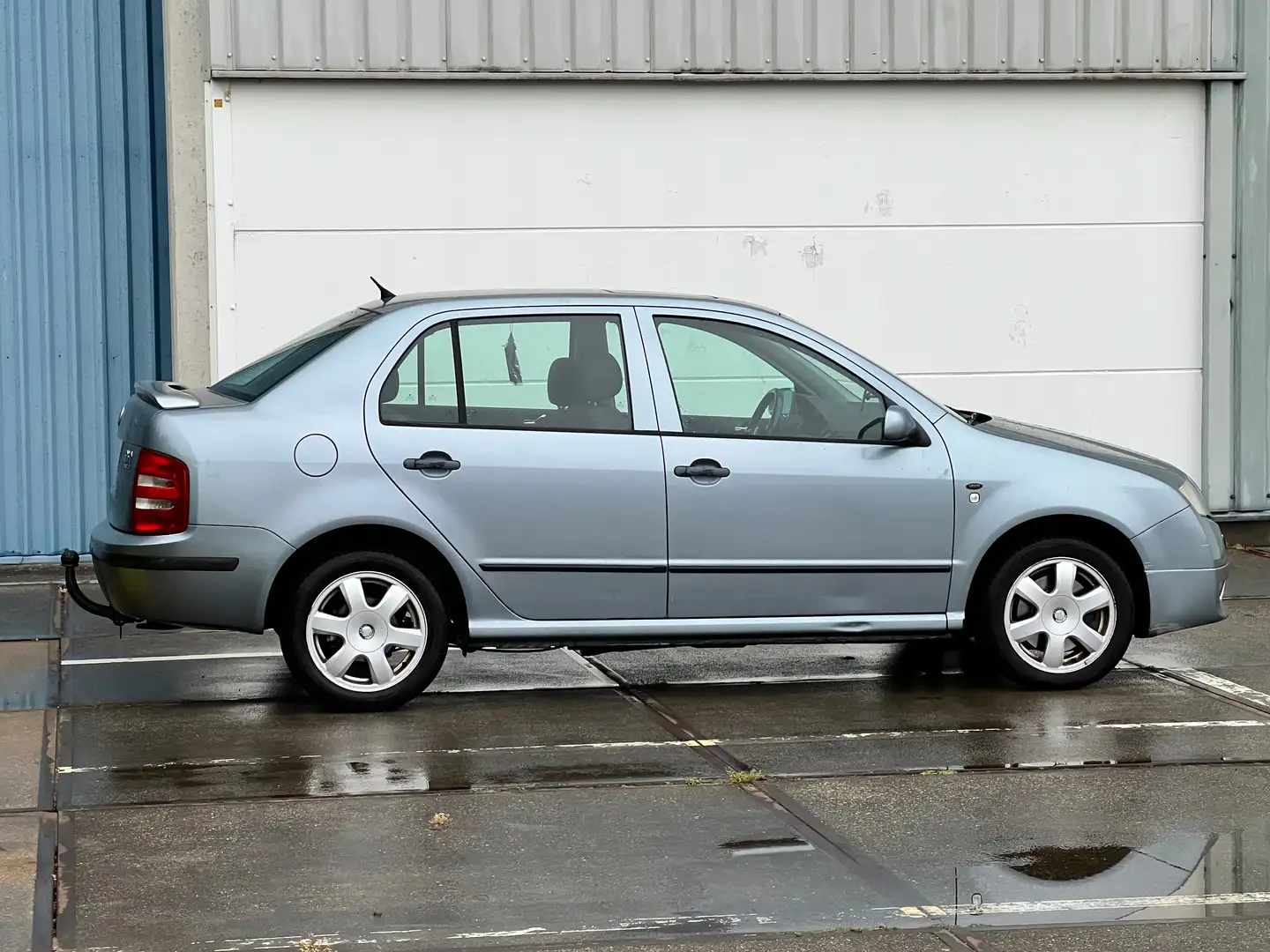 Skoda Fabia Fabia 2.0 Elegance Argintiu - 1
