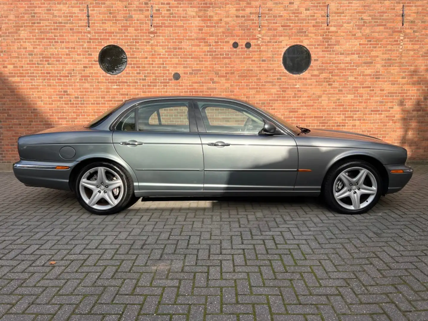 Jaguar XJR 4.2 V8 S/C Suppercharged BTW !!, ORG NL !! , Gris - 2