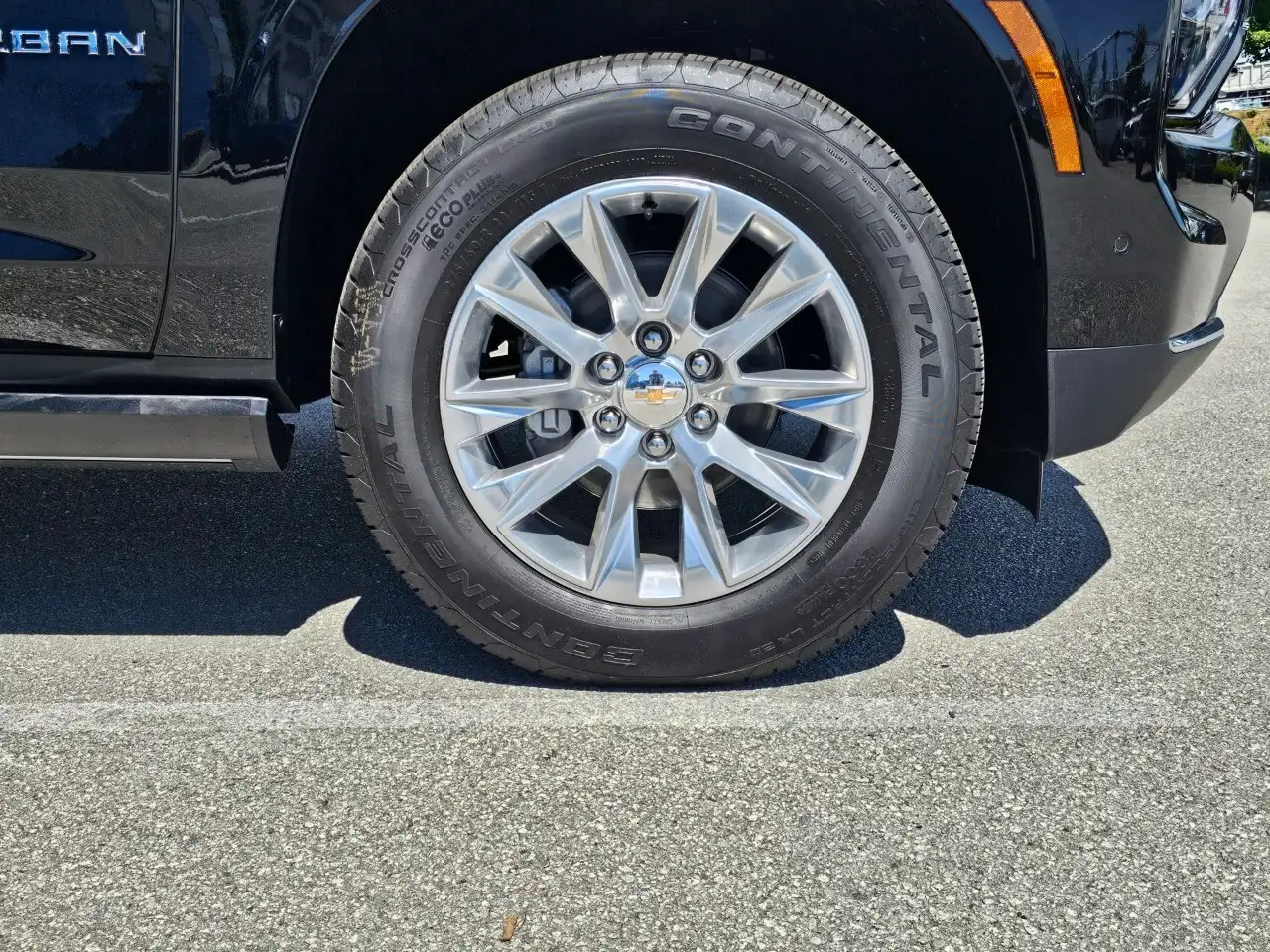 Chevrolet Suburban снимка Chevrolet Suburban