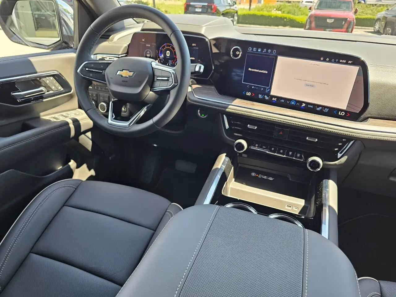 Chevrolet Suburban снимка Chevrolet Suburban